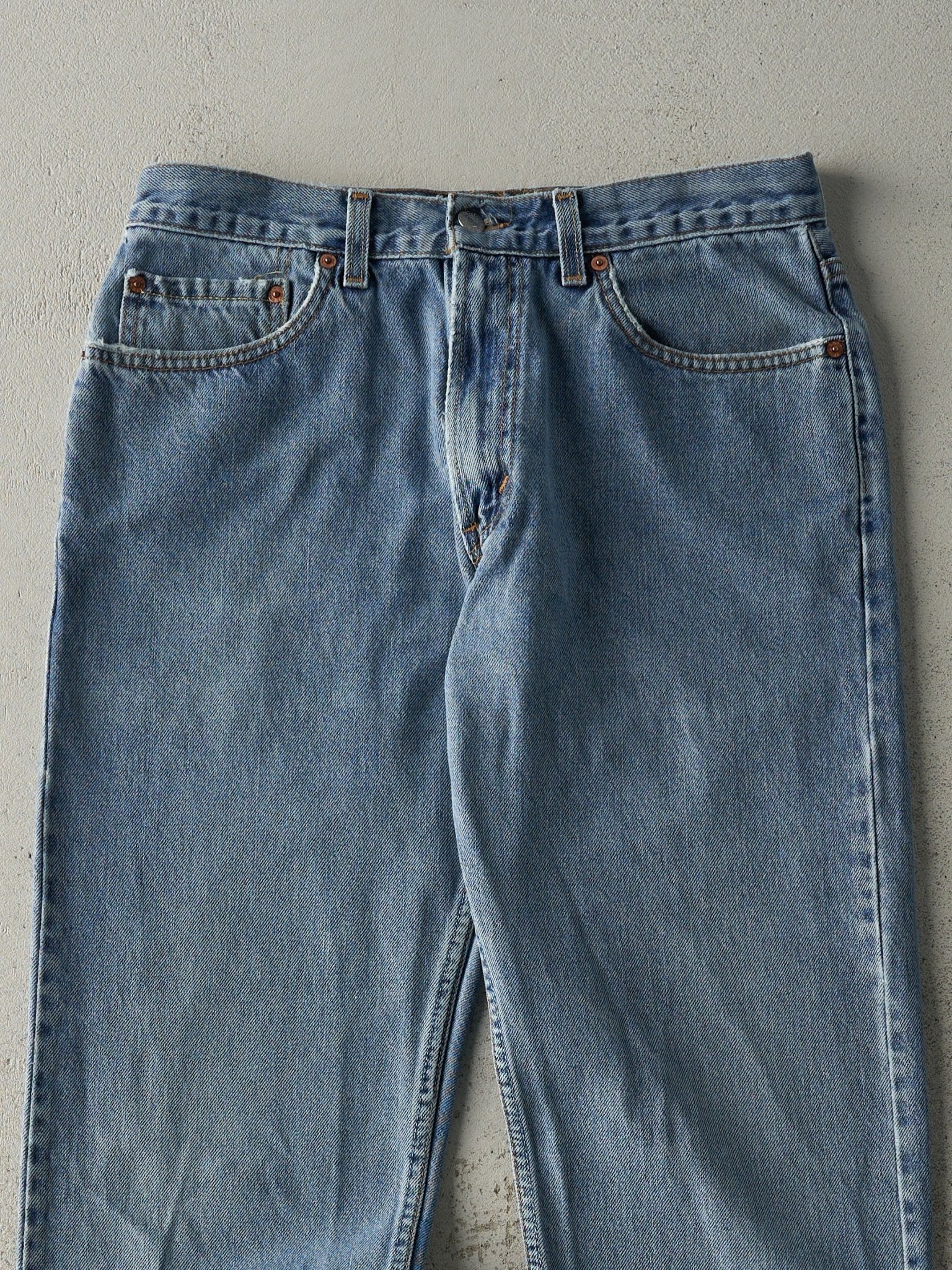 Vintage Y2K Light Wash Levi's 505 Jeans (31x32)