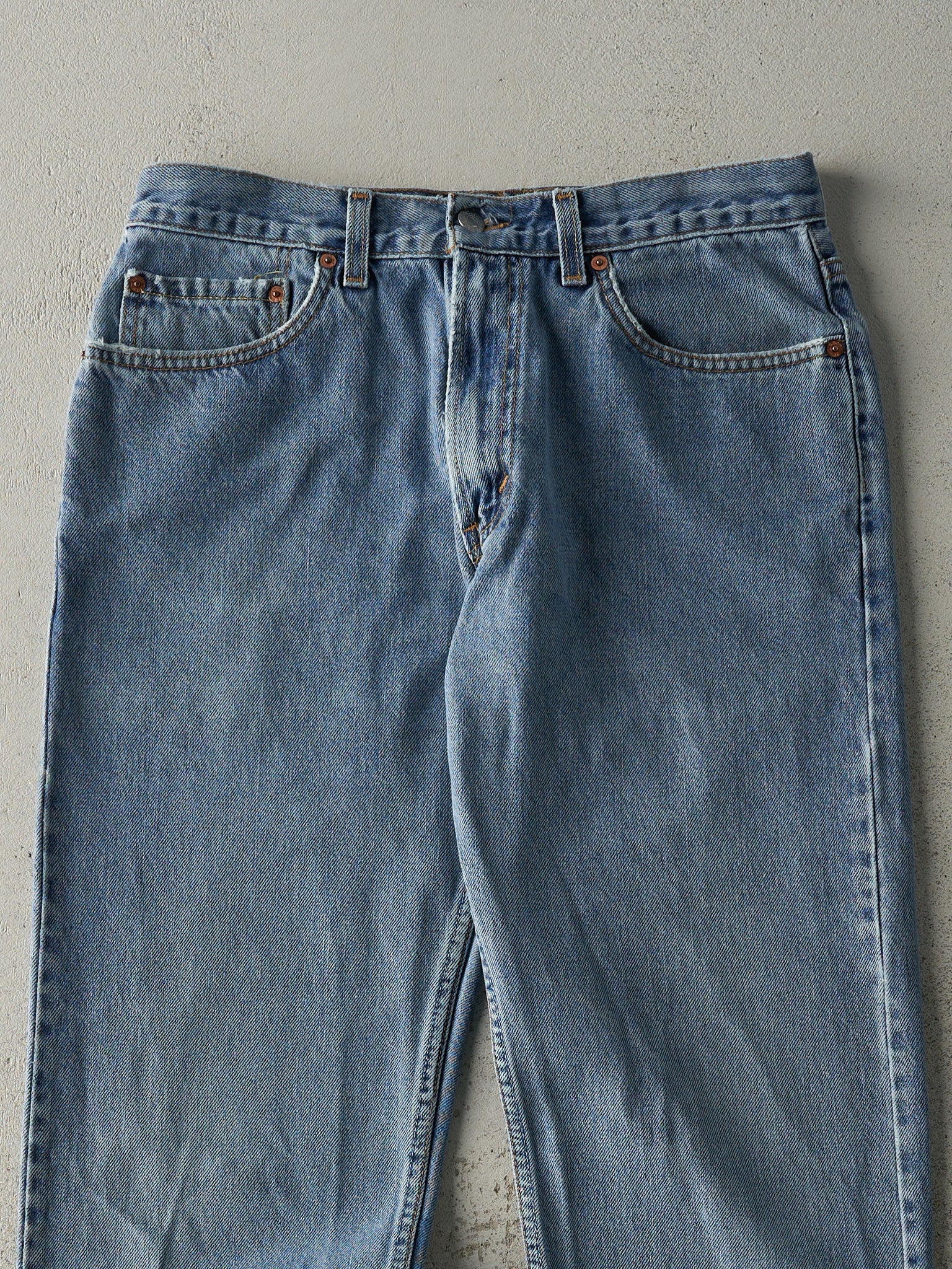 Vintage Y2K Light Wash Levi's 505 Jeans (31x32)