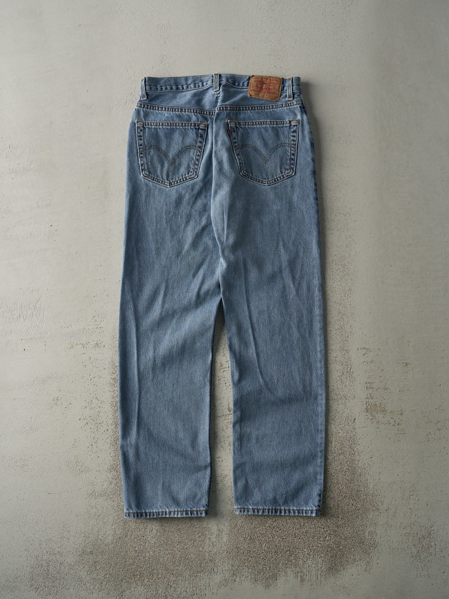 Vintage Y2K Light Wash Levi's 505 Jeans (31x32)