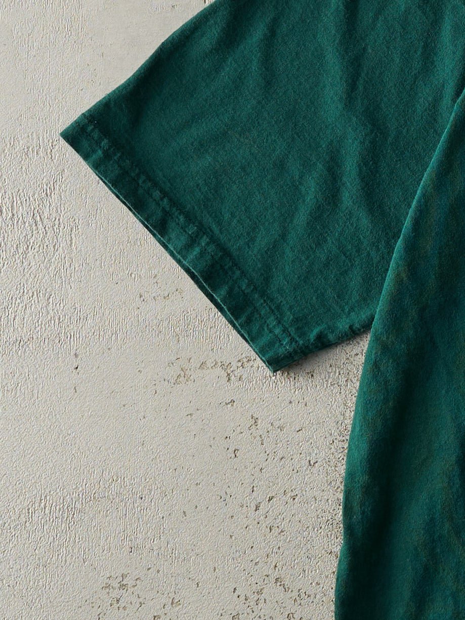 Vintage 90s Forest Green Embroidered Nike Swoosh Tee (M)