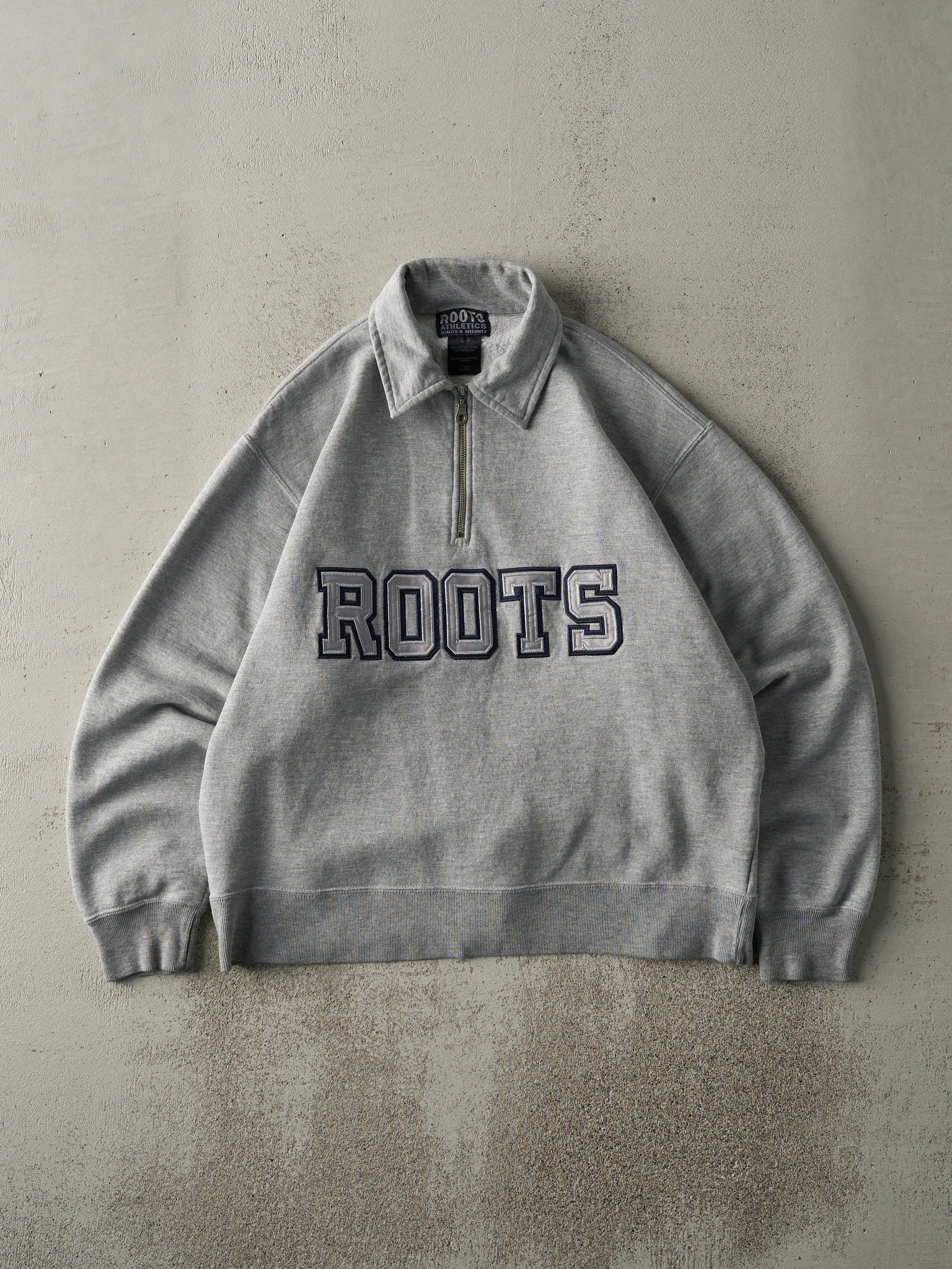 Vintage Y2K Grey Roots Athletics Quarter Zip Sweater (S/M)