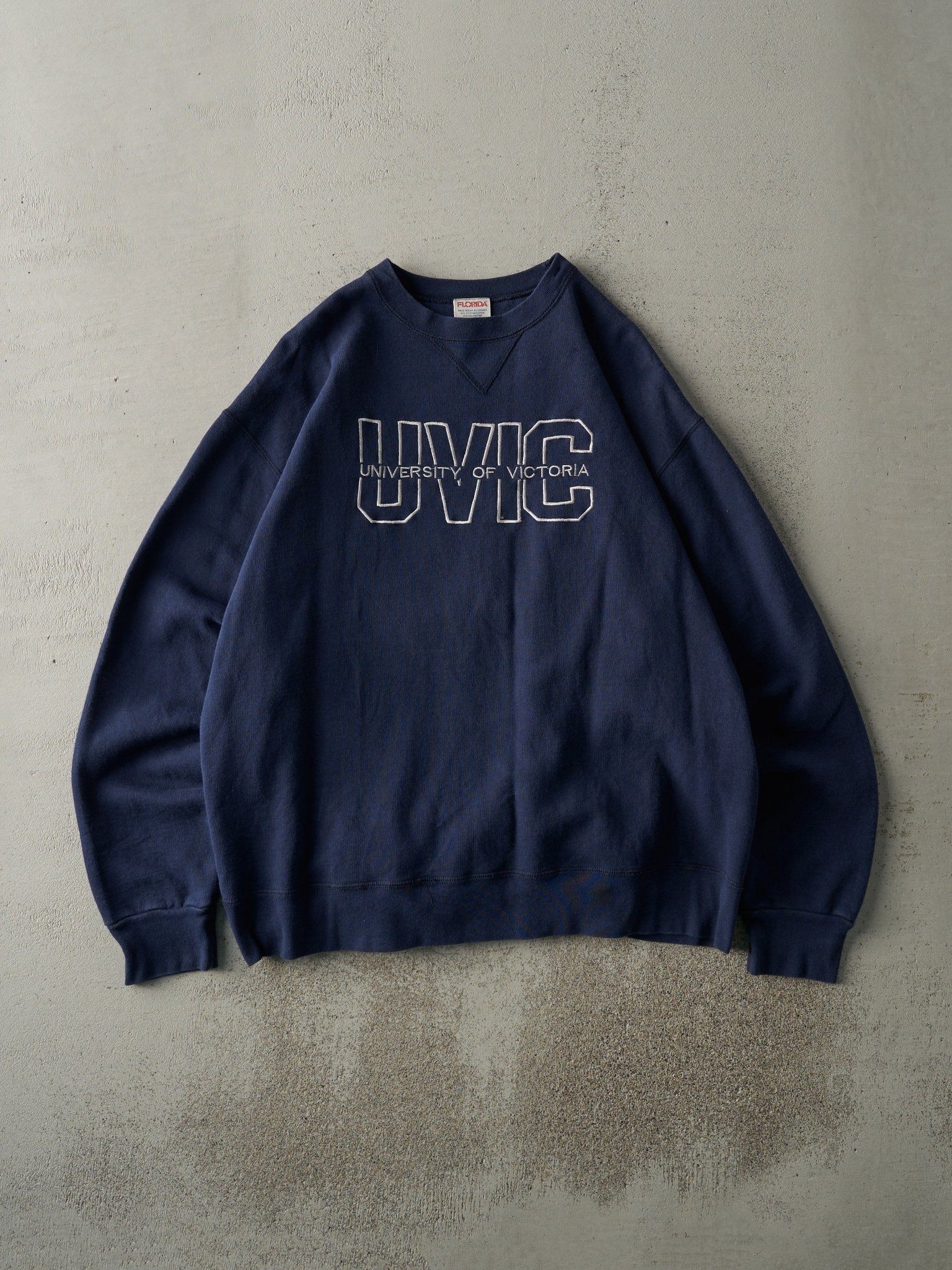 Vintage 90s Navy Blue University of Victoria Crewneck (L)