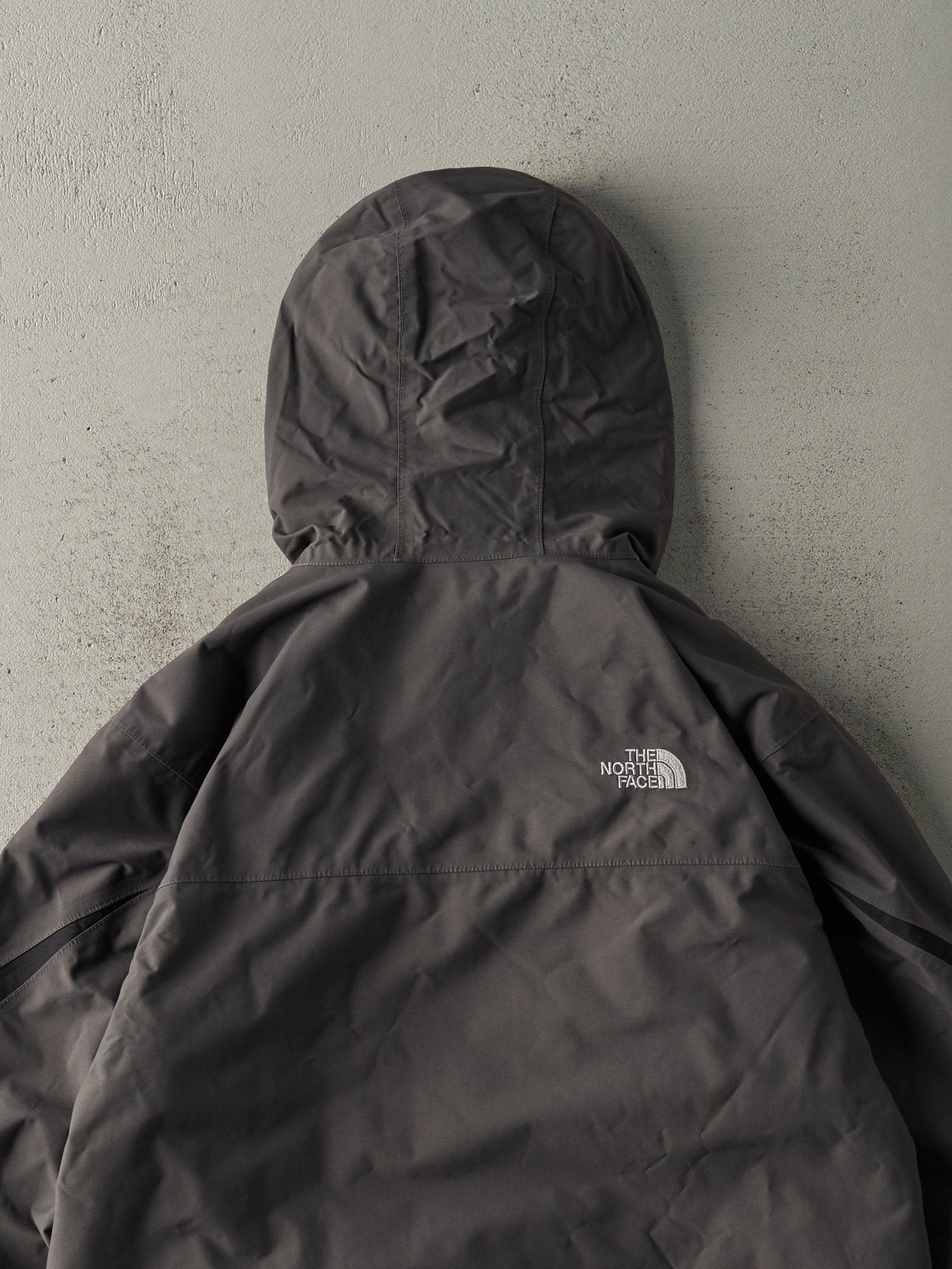 Vintage Y2K Charcoal Grey The North Face Light Hyvent Jacket (S/M)