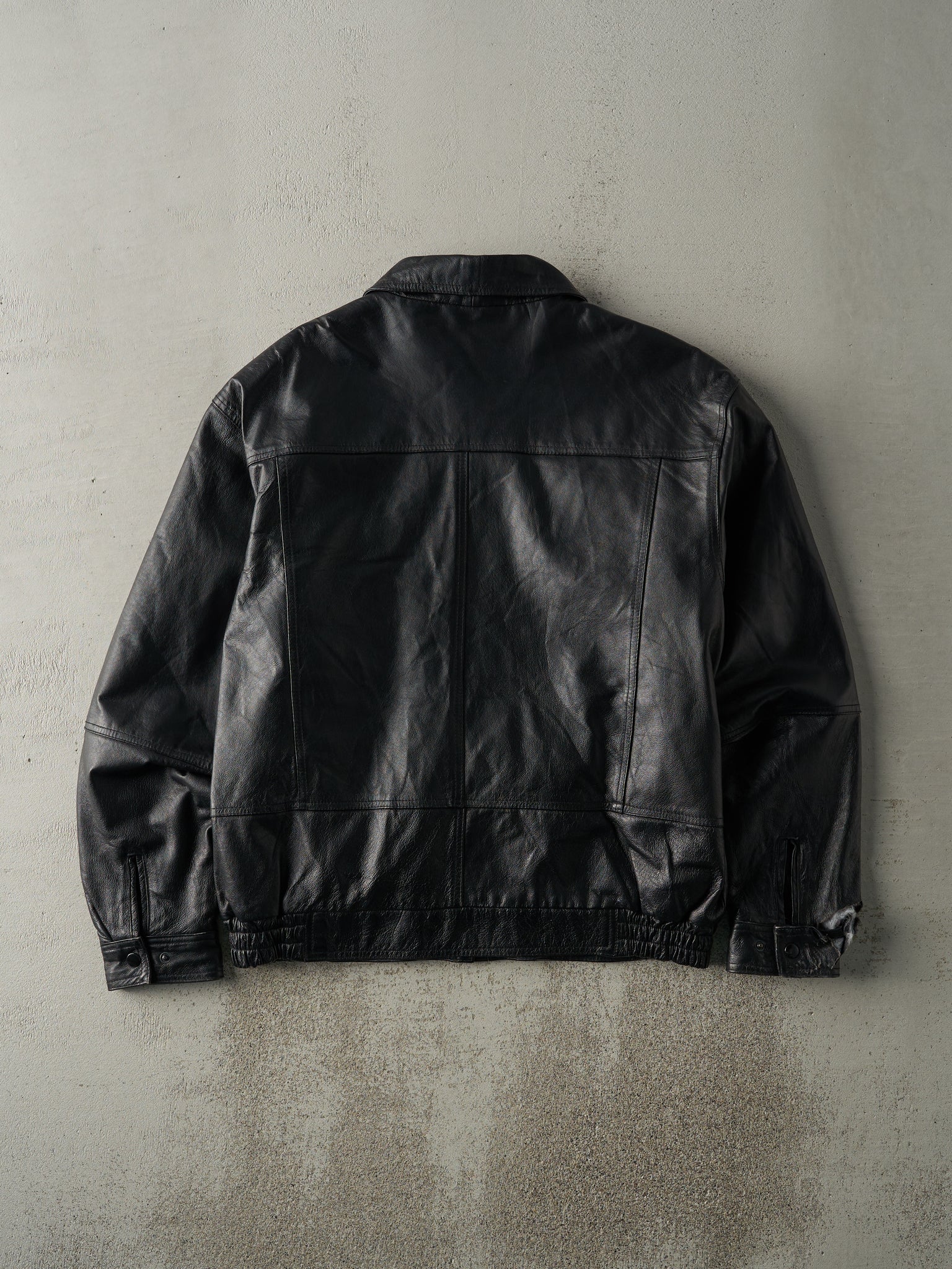Vintage Y2K Black Retreat Leather Jacket (M/L)