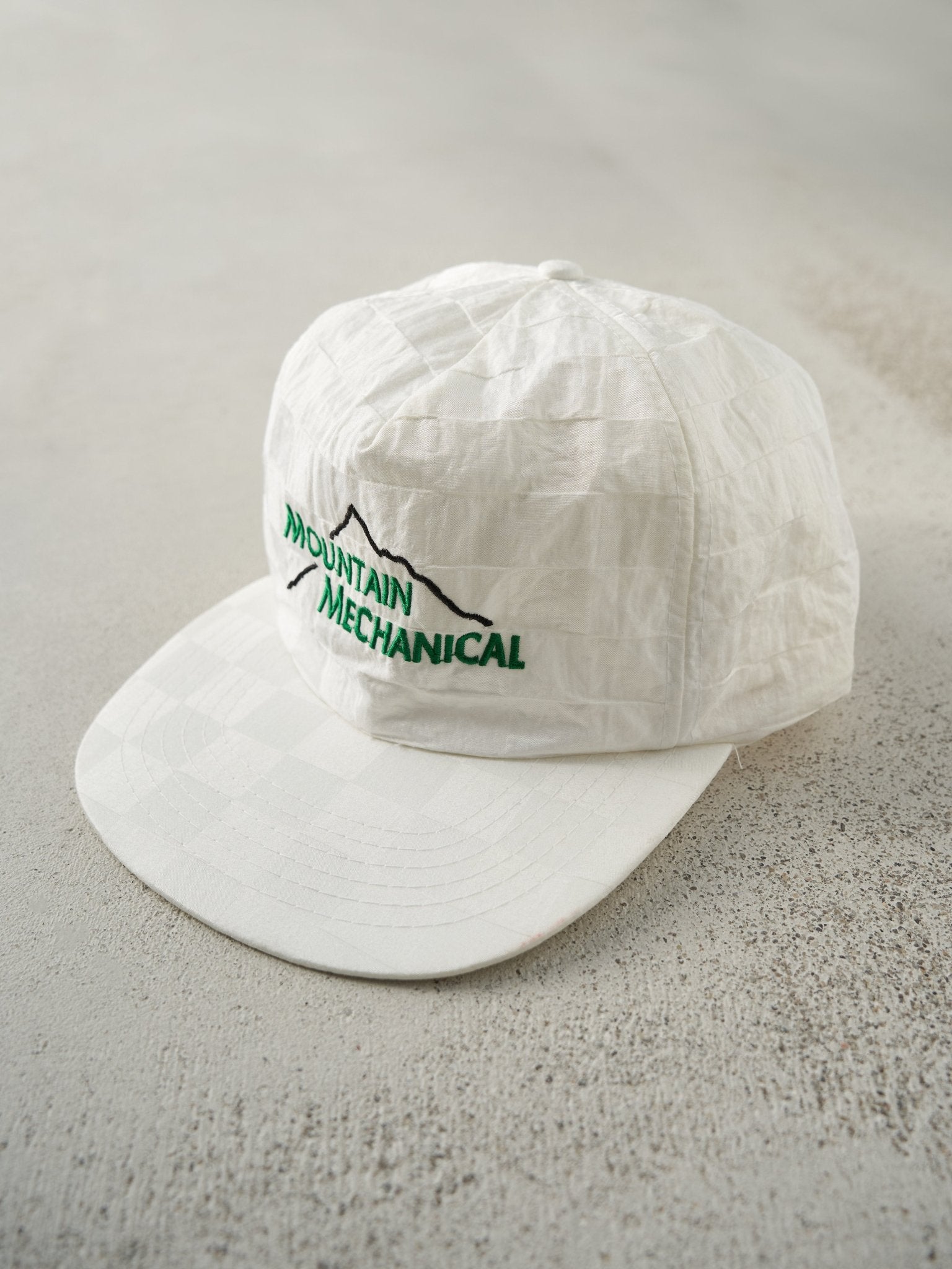 Vintage 90s White Mountain Mechanical Embroidered Nylon Snapback Hat