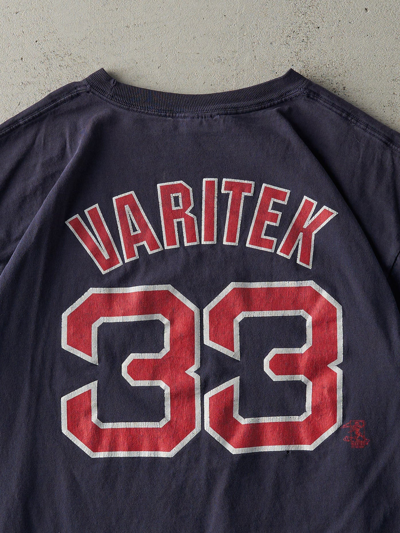 Vintage Y2K Navy Blue Boston Red Sox #33 Jason Varitek Player Tee (M/L)