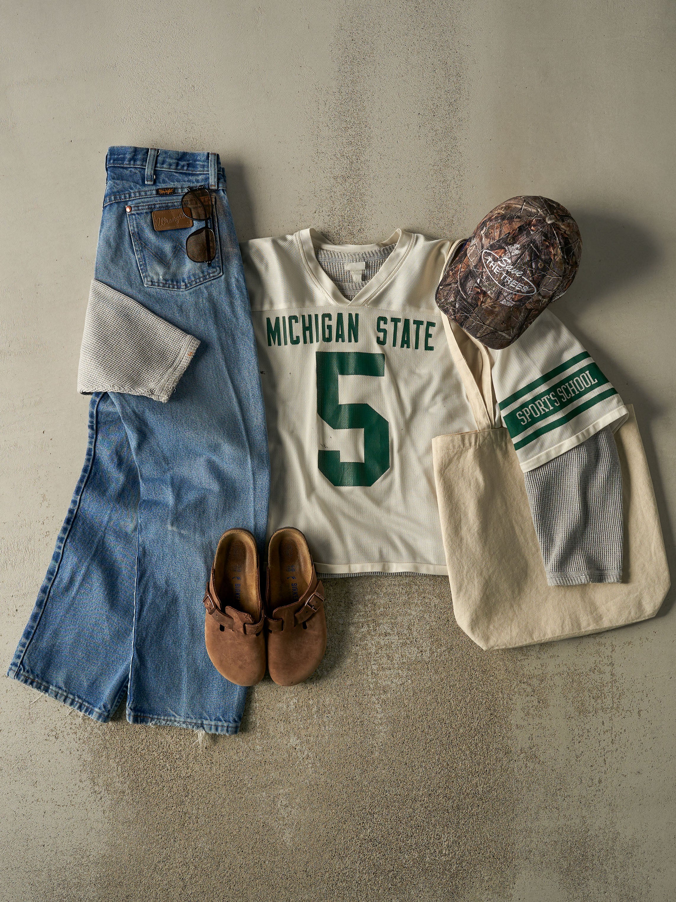 Vintage 80s Mid Wash Wrangler Jeans (32x30)