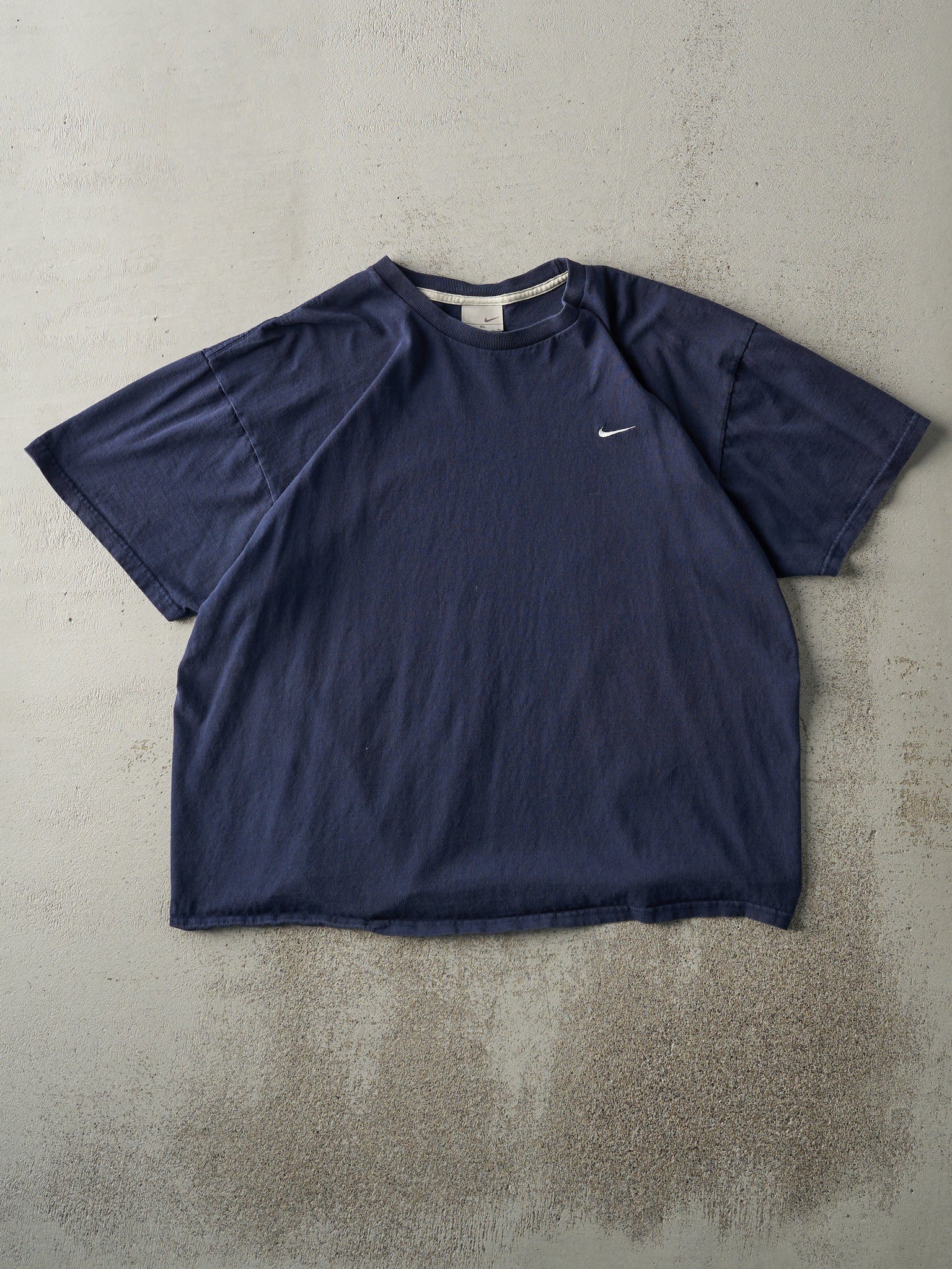 Vintage Y2K Navy Blue Nike Swoosh Embroidered Tee (L)