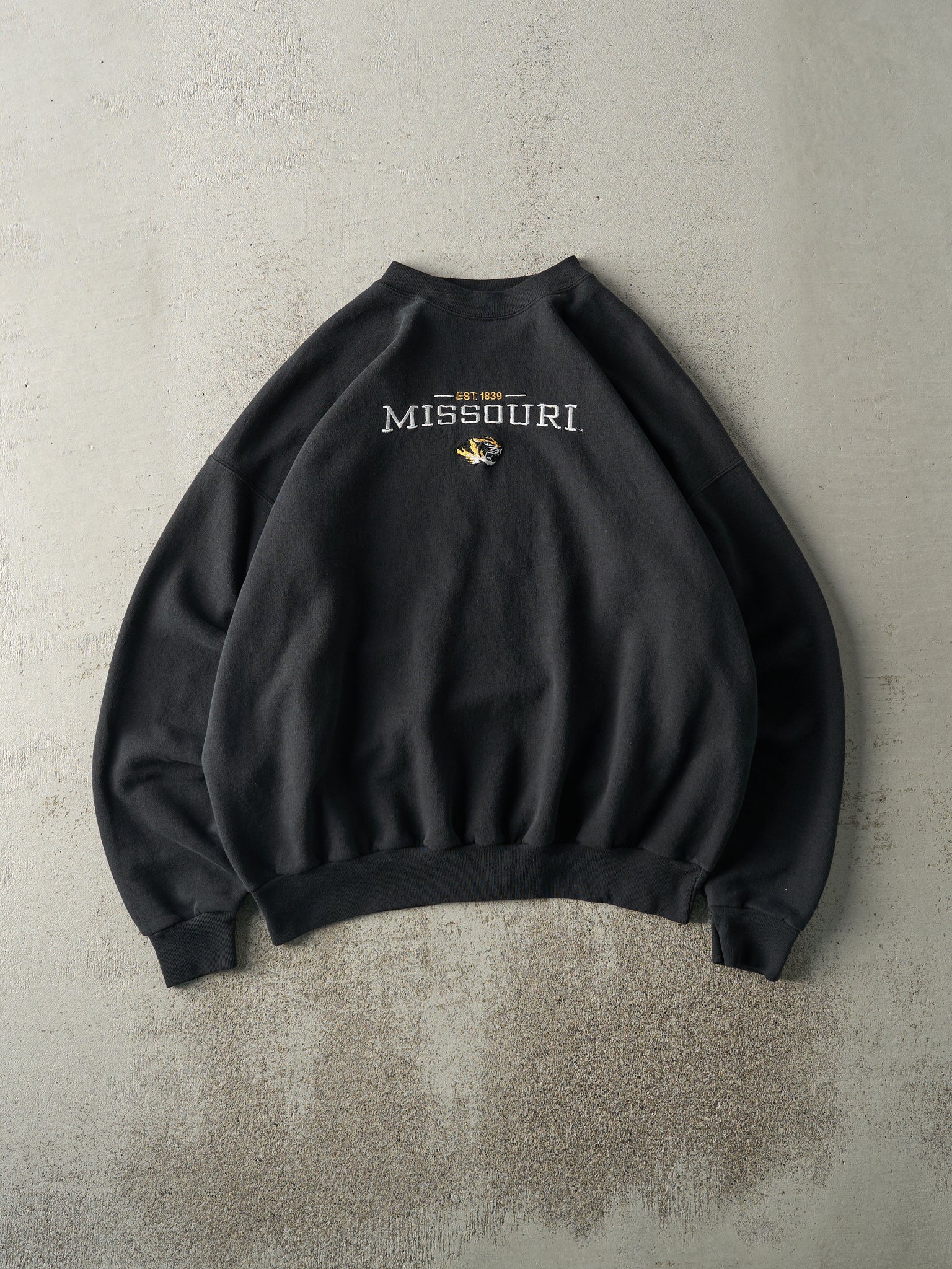 Vintage Y2K Black Missouri Tigers Crewneck (L)