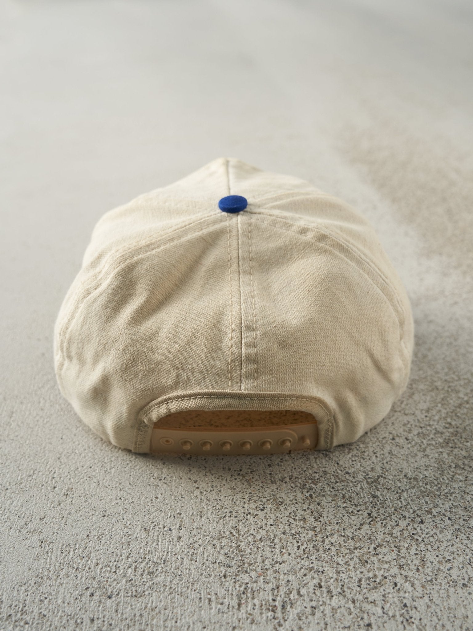 Vintage 94' Beige & Blue Embroidered B.A.S.S. Snapback Hat