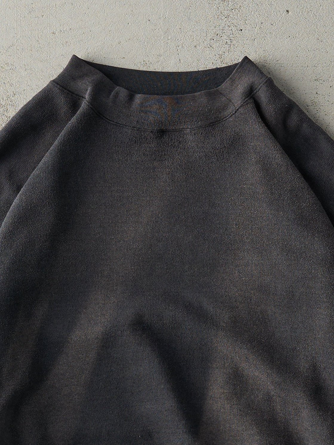 Vintage 90s Sun Faded Black Blank Boxy Crewneck (L)
