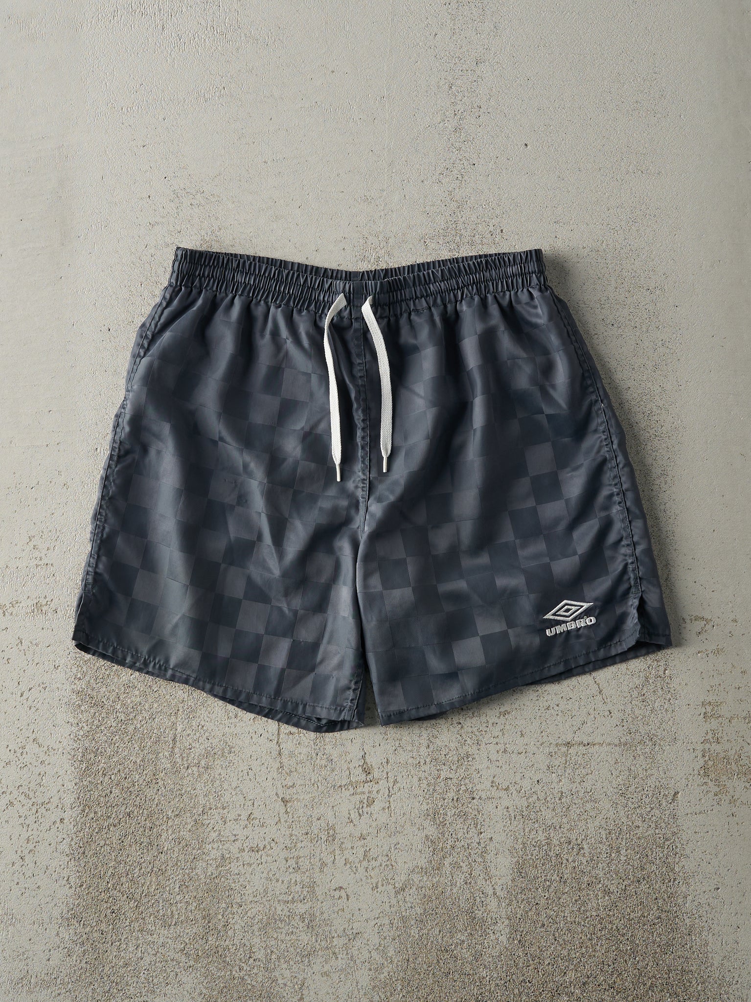 Vintage 90s Dark Green Umbro Track Shorts (29x5.5)