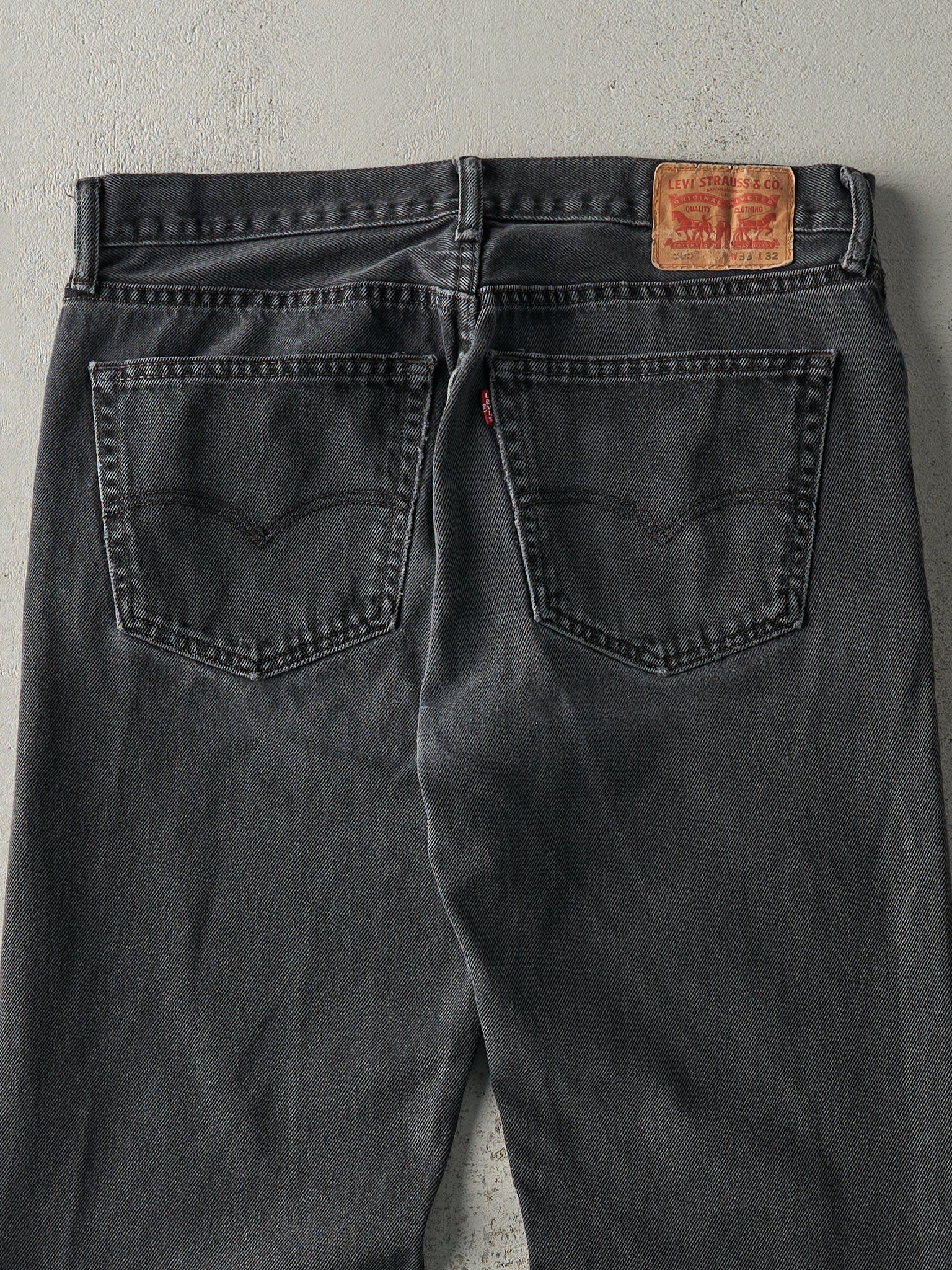 Vintage Y2K Faded Black Levi's 505 Denim Pants (35.5x30)