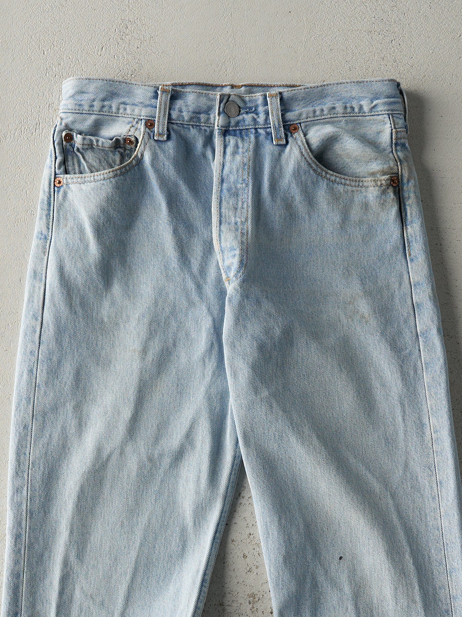 Vintage 80s Light Wash Levi's 501 Jeans (28x30.5)