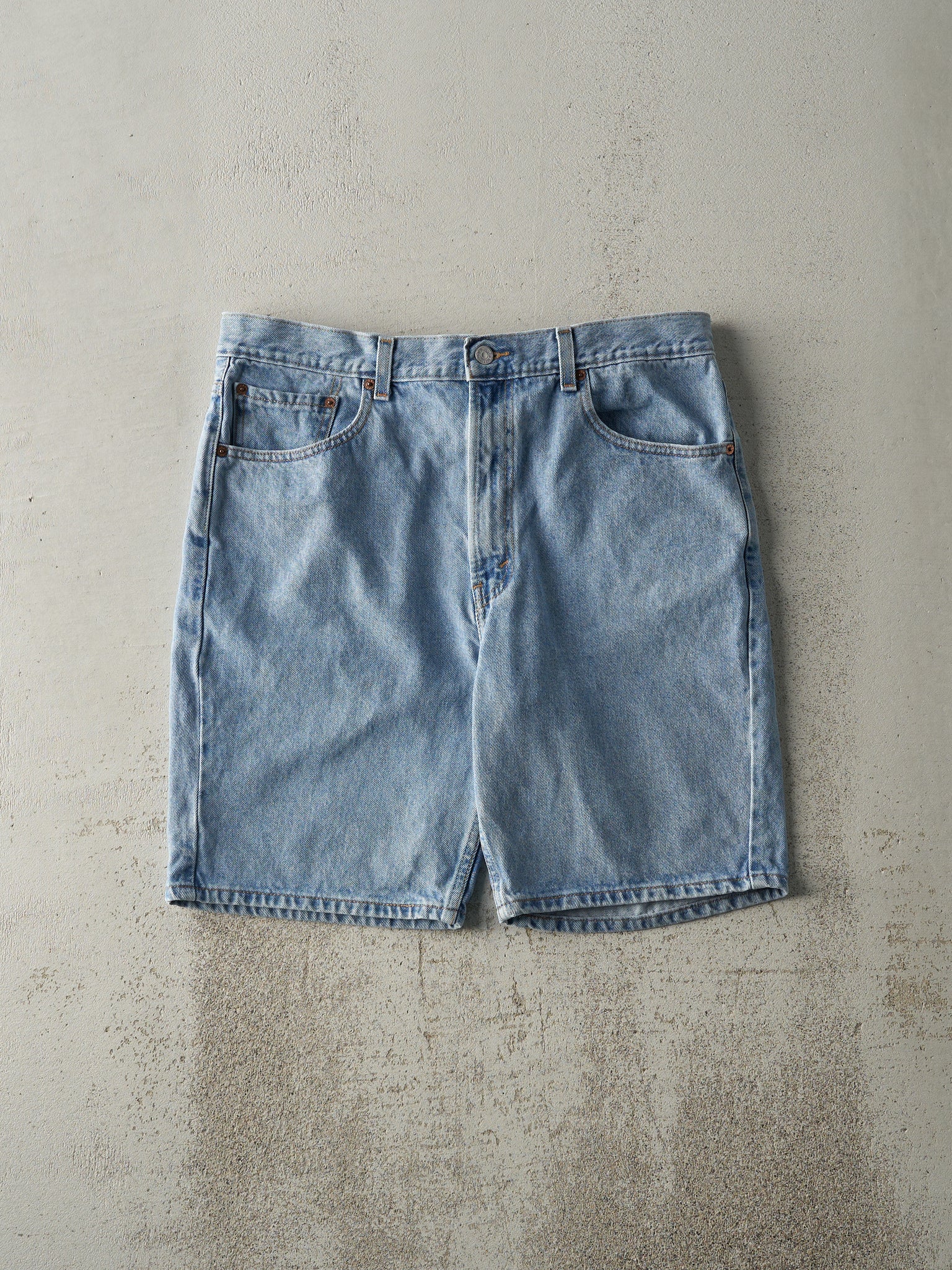 Vintage 90s Light Wash Levi's 505 Jean Shorts (36x9)