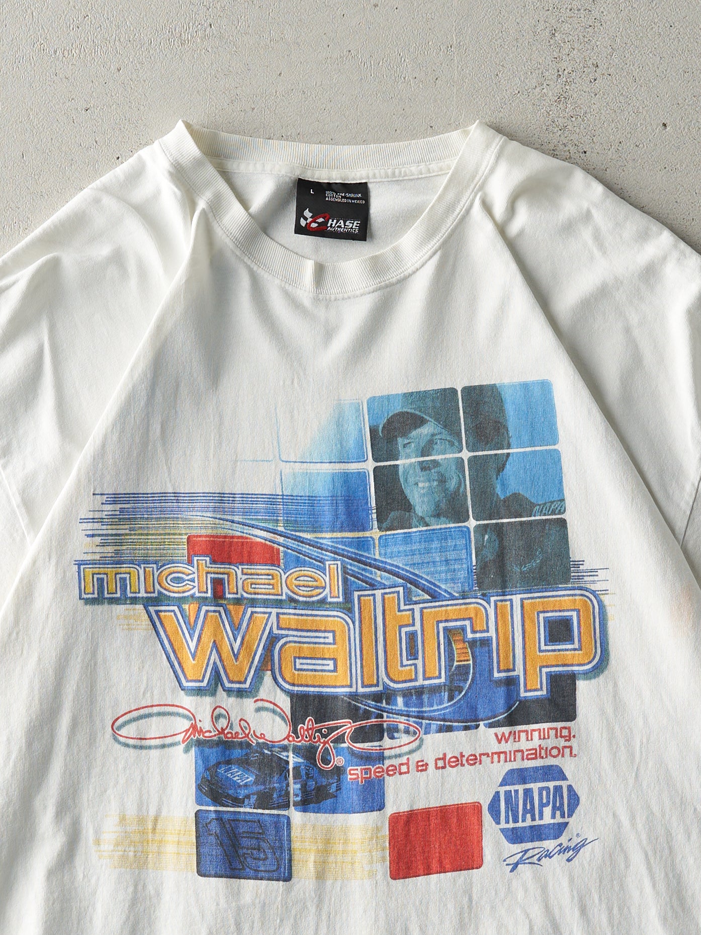Vintage Y2K White Michael Waltrip Nascar Racing Tee (L/XL)