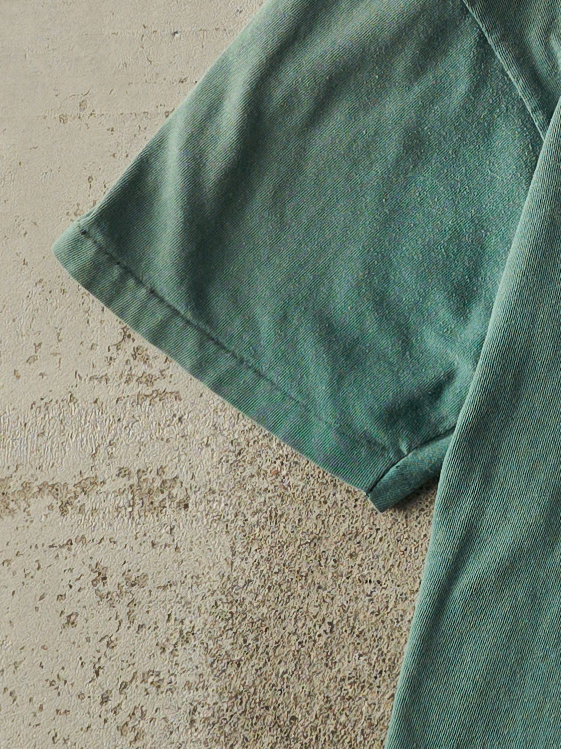 Vintage 90s Sun Faded Green Blank Single Stitch Tee (M)
