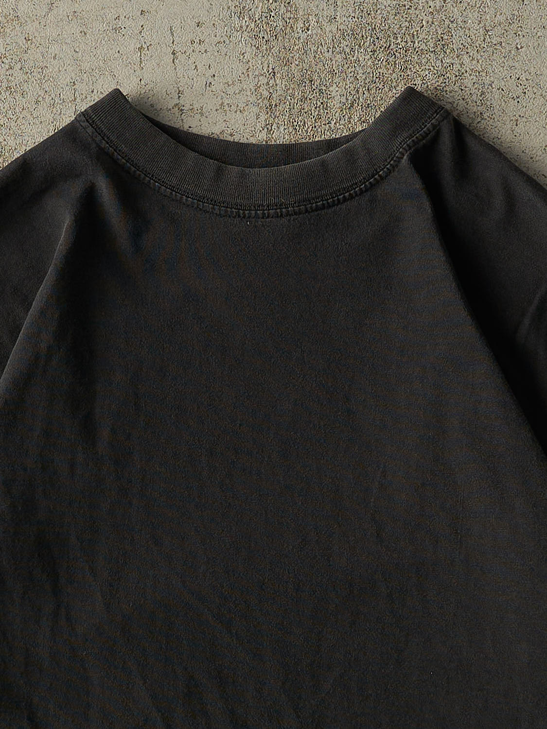 Vintage Y2K Faded Black Blank Tee (M/L)