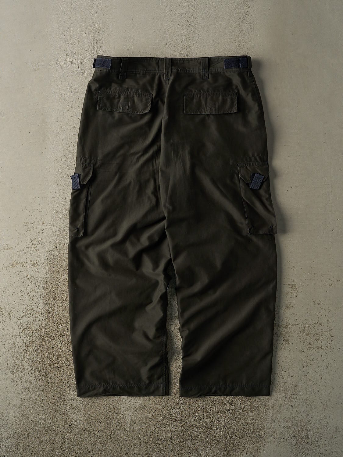 Vintage Y2K Green Lightweight Cargo Pants (36.5x26.5)