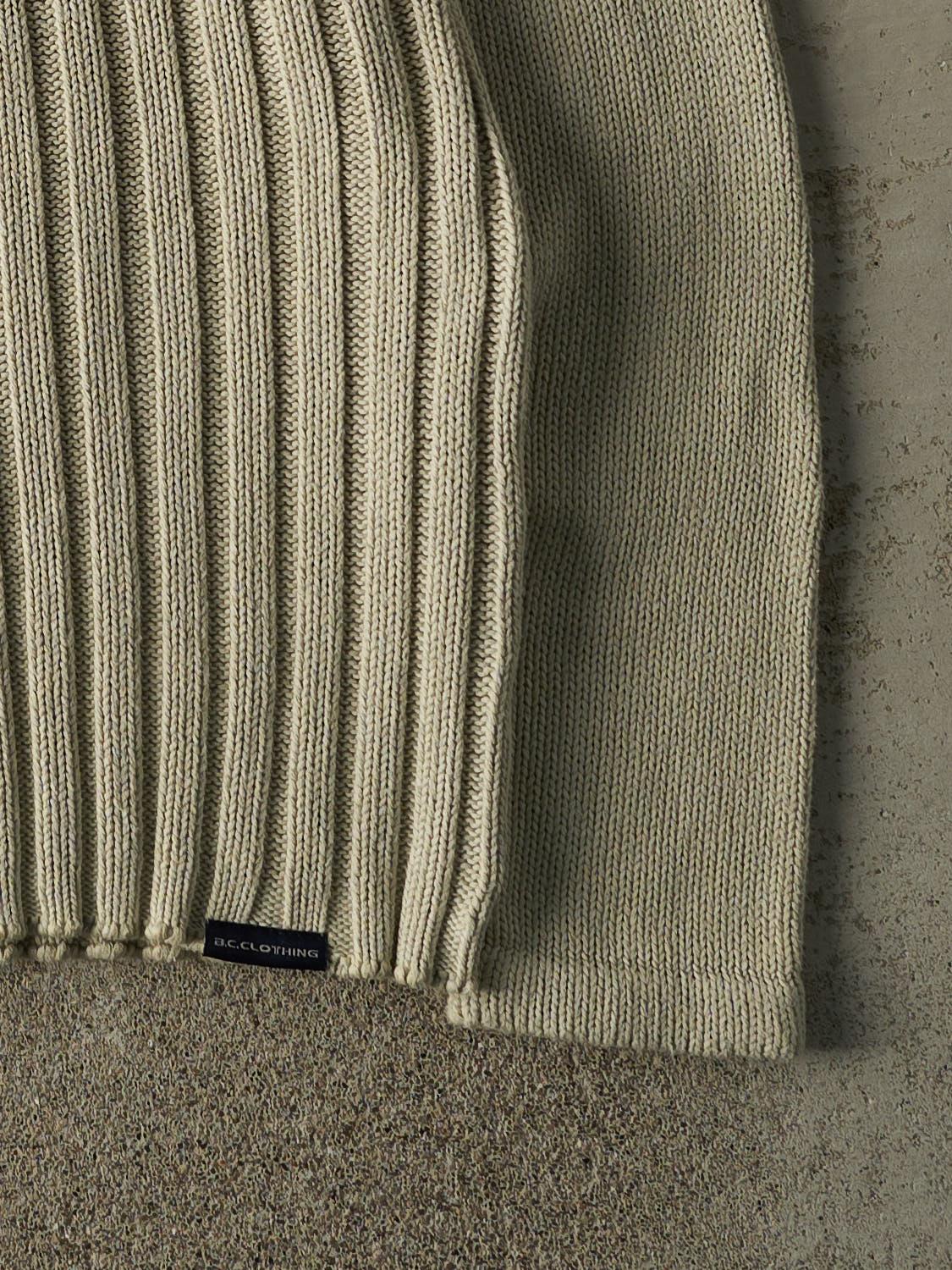 Vintage Y2K Beige Striped Knit Pullover (L)