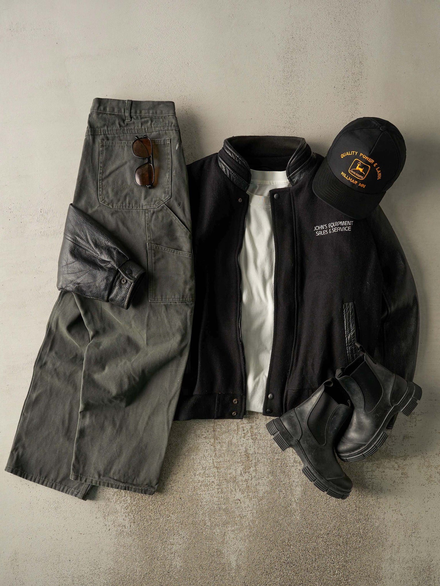 Vintage 90s Black Embroidered Bobcat Varsity Jacket (XL/XXL)