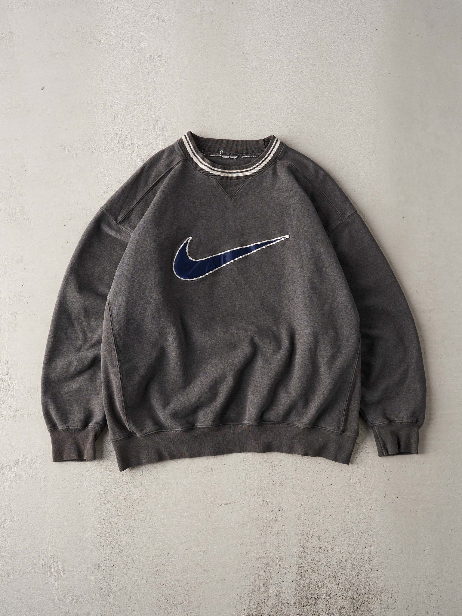 Vintage 90s Charcoal Grey Nike Ribbed Collar Boxy Crewneck (L/XL)