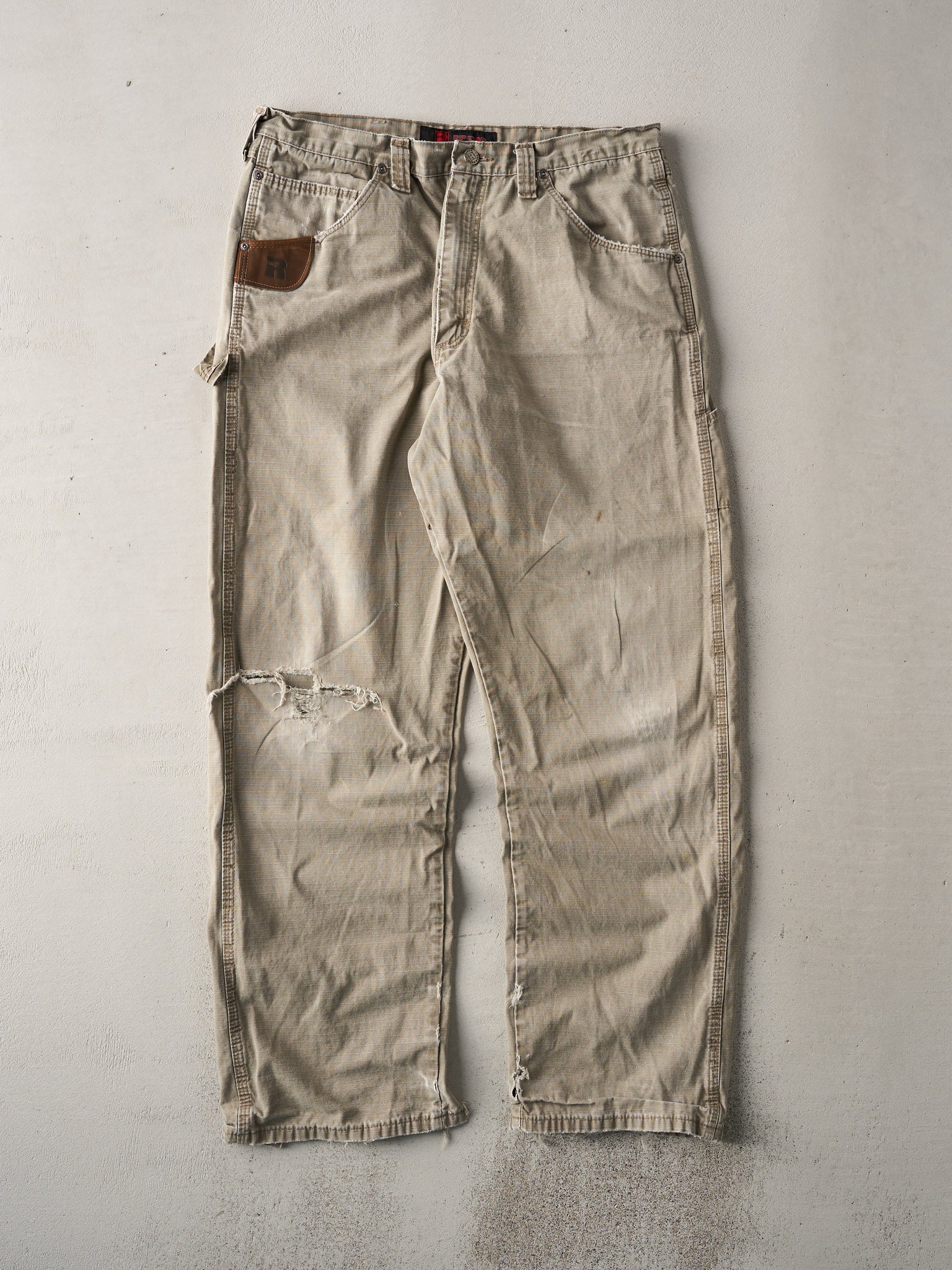 Vintage Y2K Beige Wrangler Riggs Carpenter Pants (34x32)