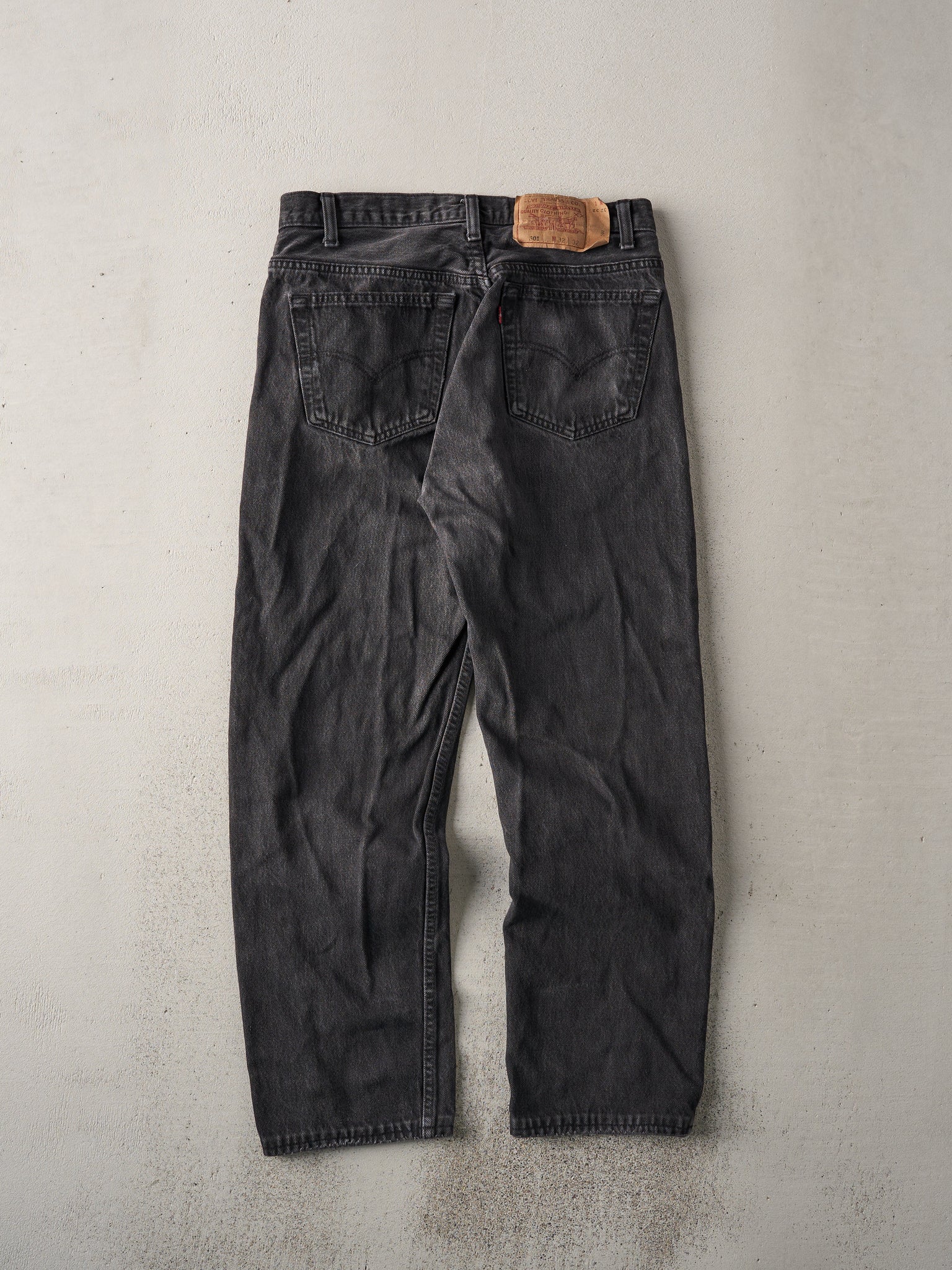 Vintage 90s Black Red Tab Levi 501 Pants (30x26)