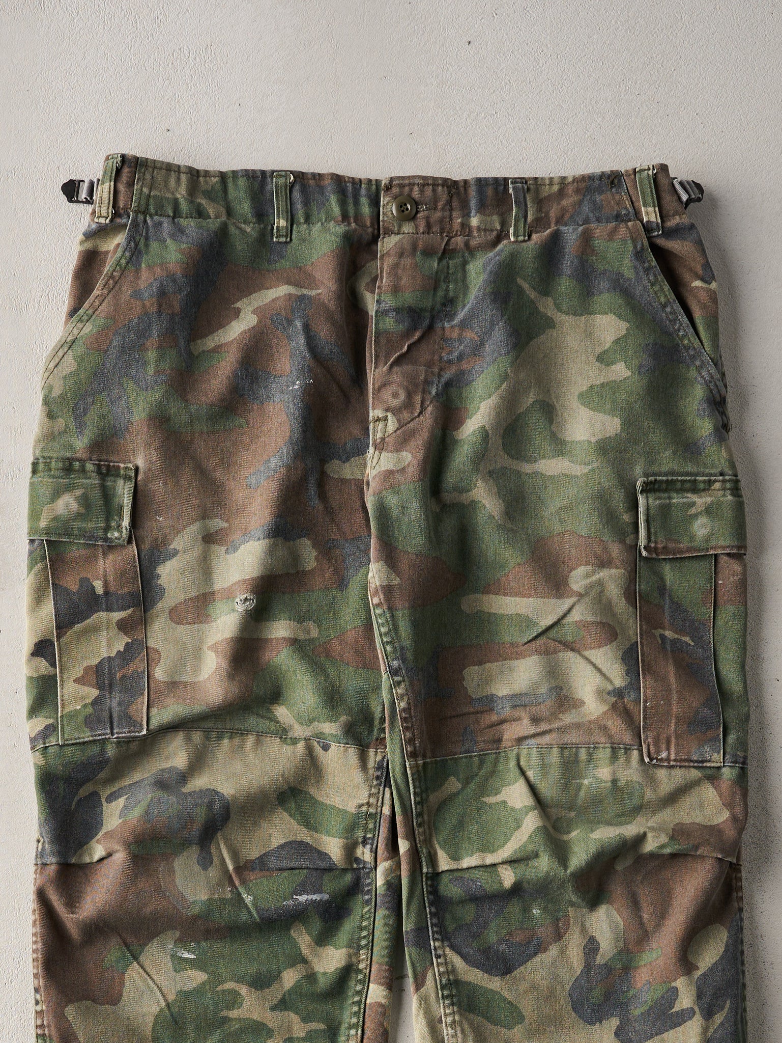 Vintage 90s Dark Camo Army Pants (36x29)