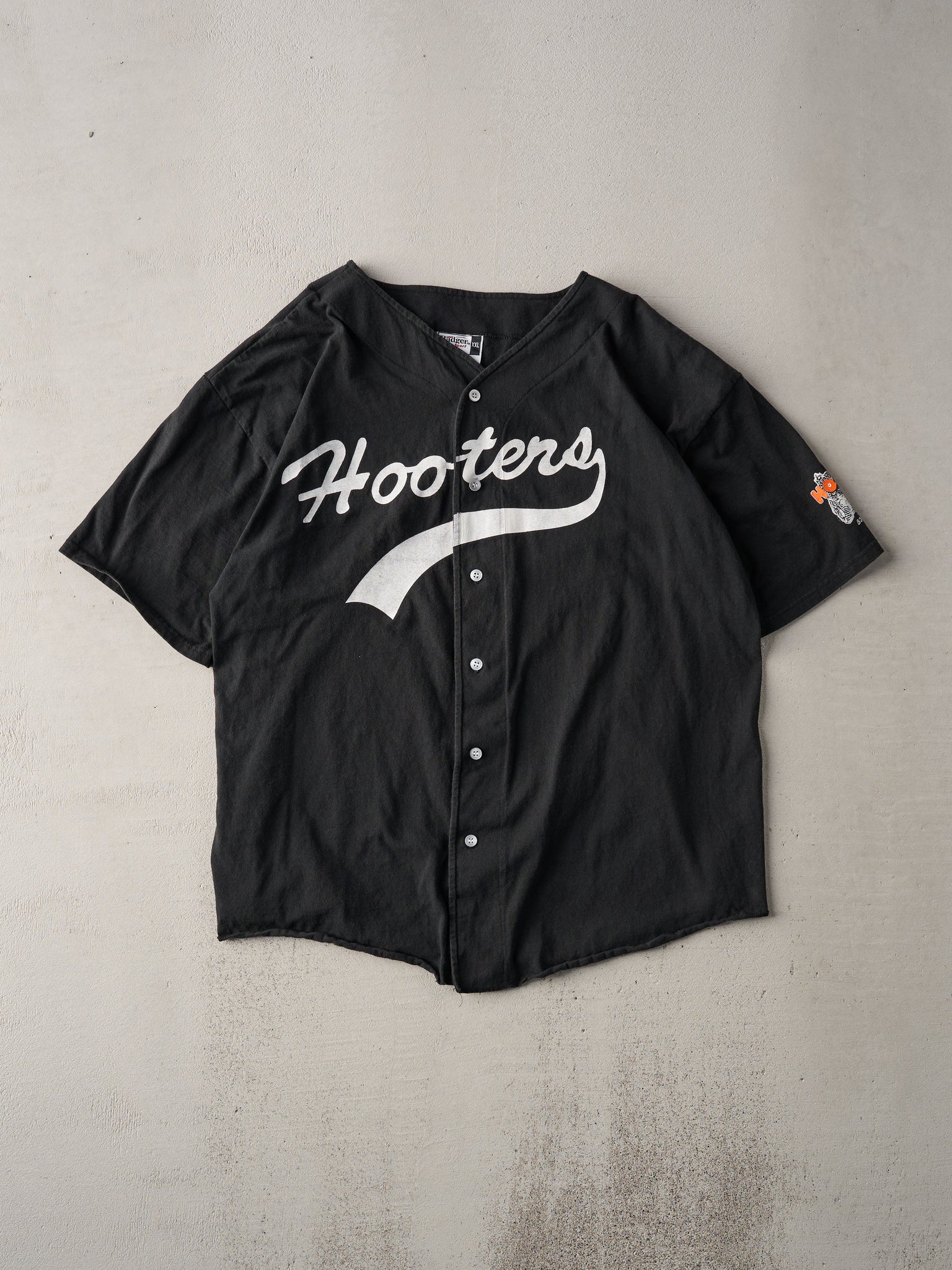 Vintage 90s Black Hooters Baseball Jersey (L)