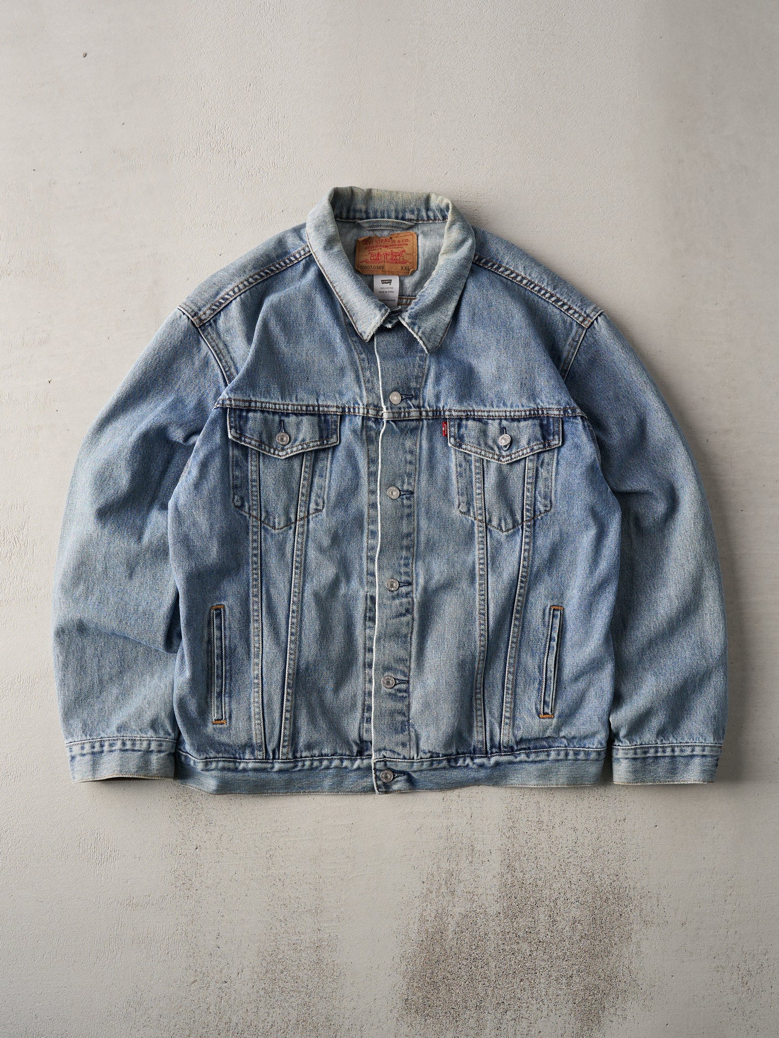 Vintage 90s Light Wash Type 3 Levis Denim Jacket (L)