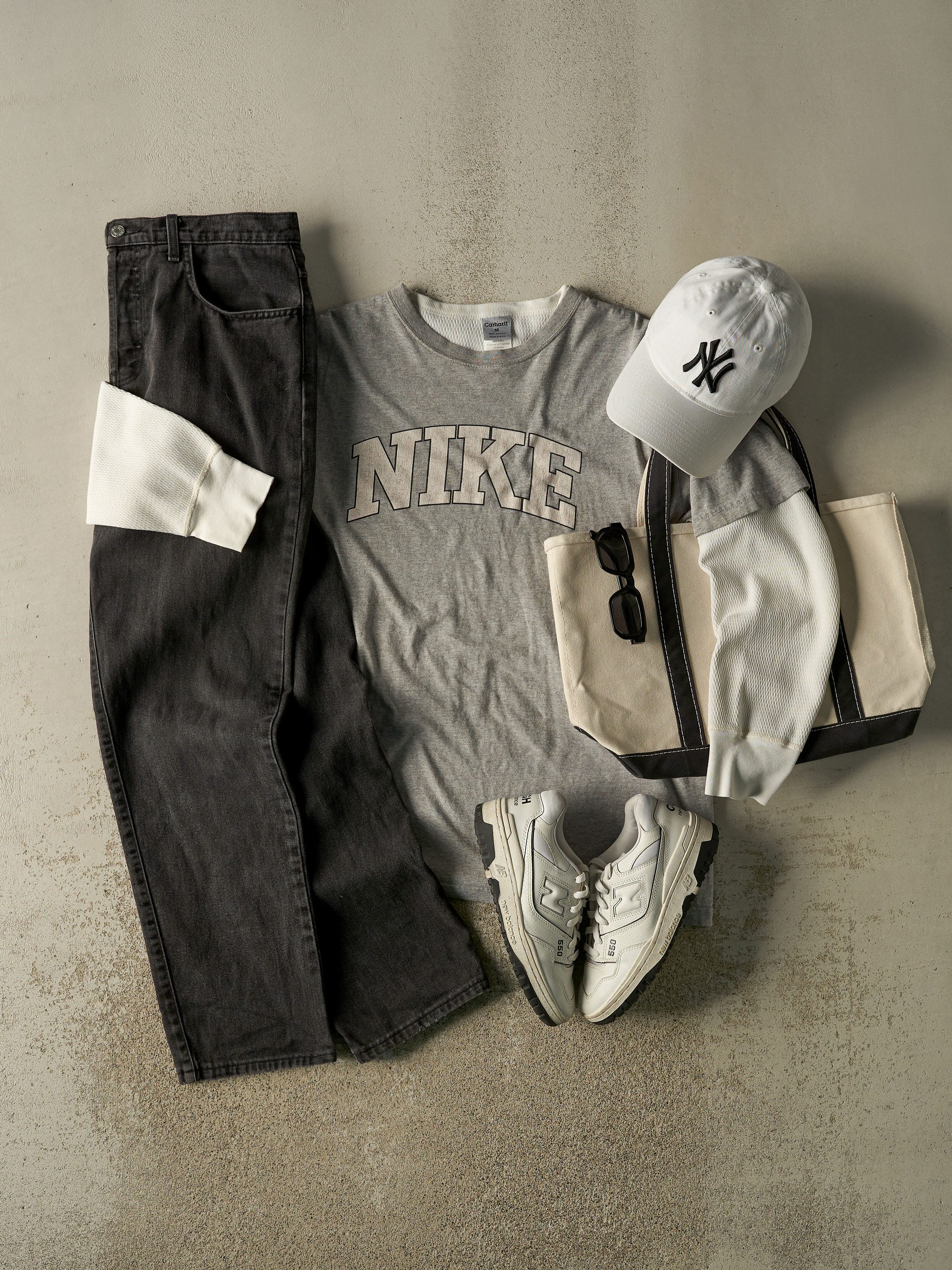 Vintage Y2K Grey Nike Logo Tee (XL)