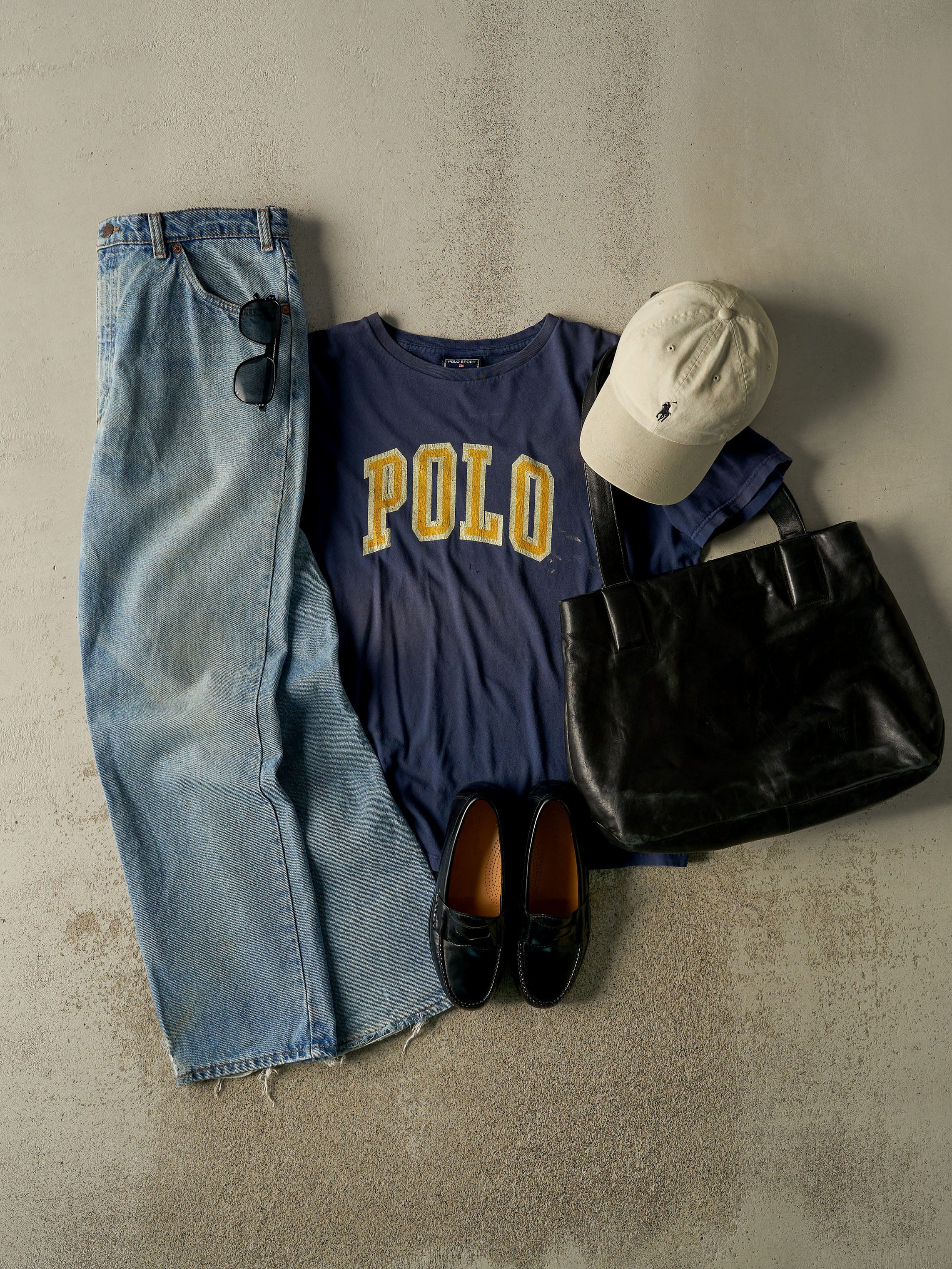Vintage Y2K Sun Faded Navy Polo Logo Tee (M/L)