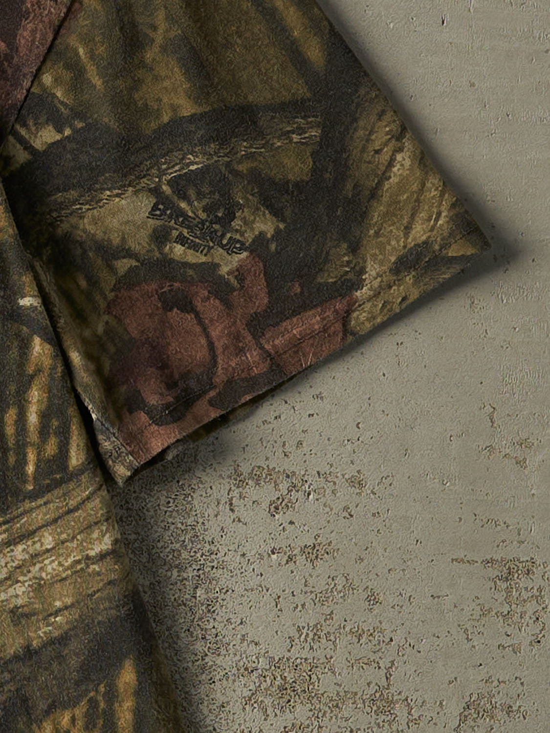 Vintage Y2K Camo John Deere x Breakup Infinity Tee (L/XL)