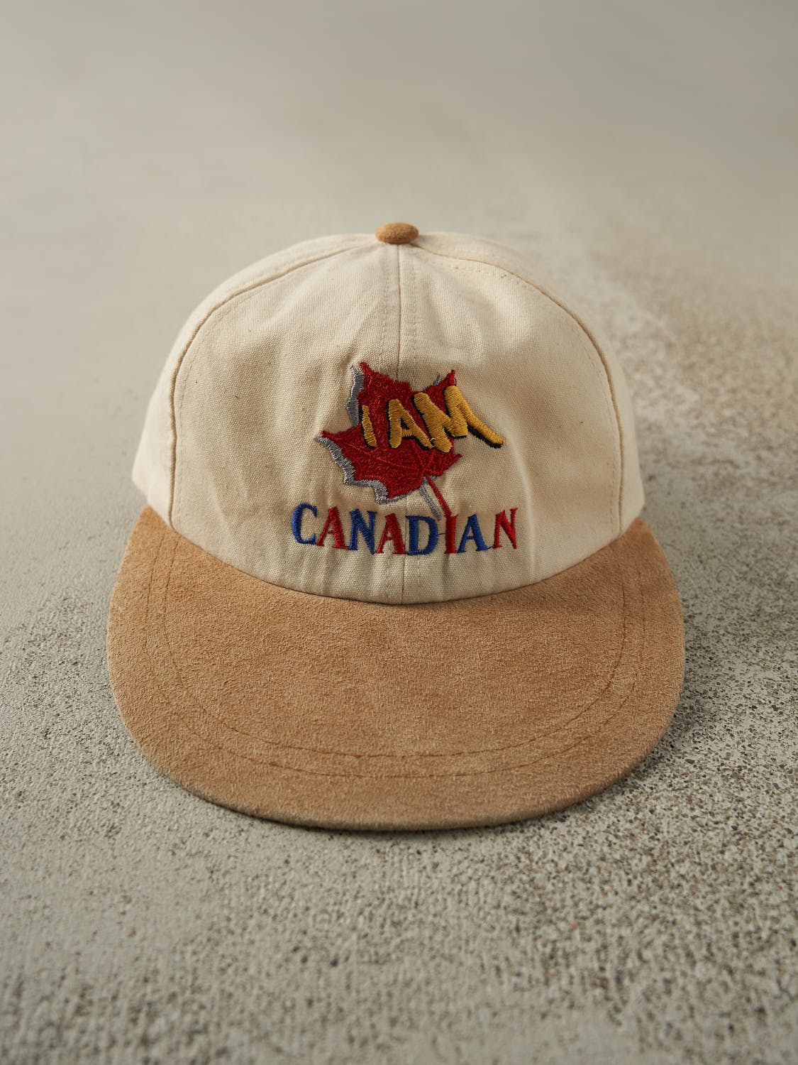Vintage 90s Beige "I Am Canadian" Embroidered Leather Strapback