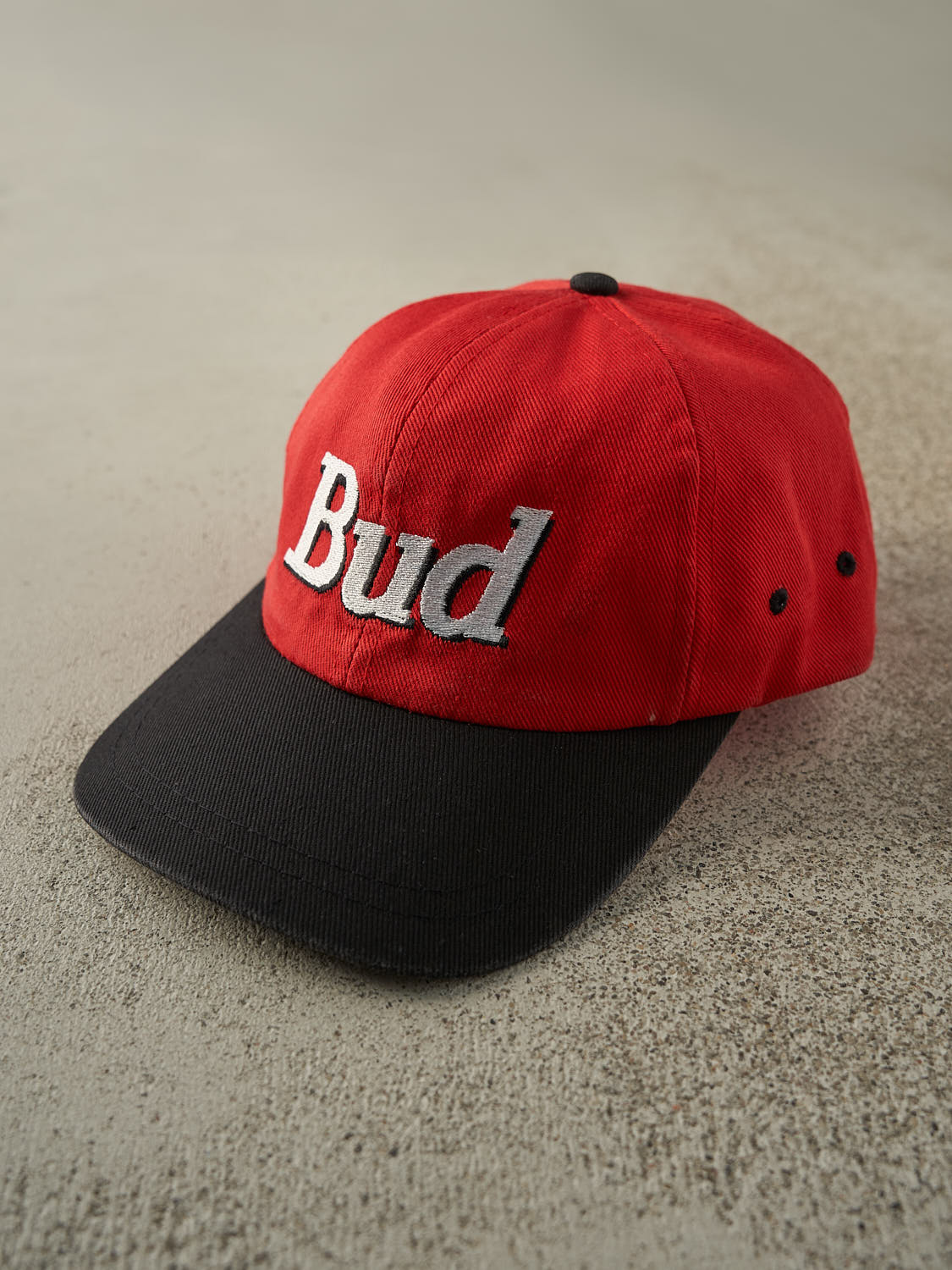 Vintage 90s Red & Black Budweiser Embroidered Strapback