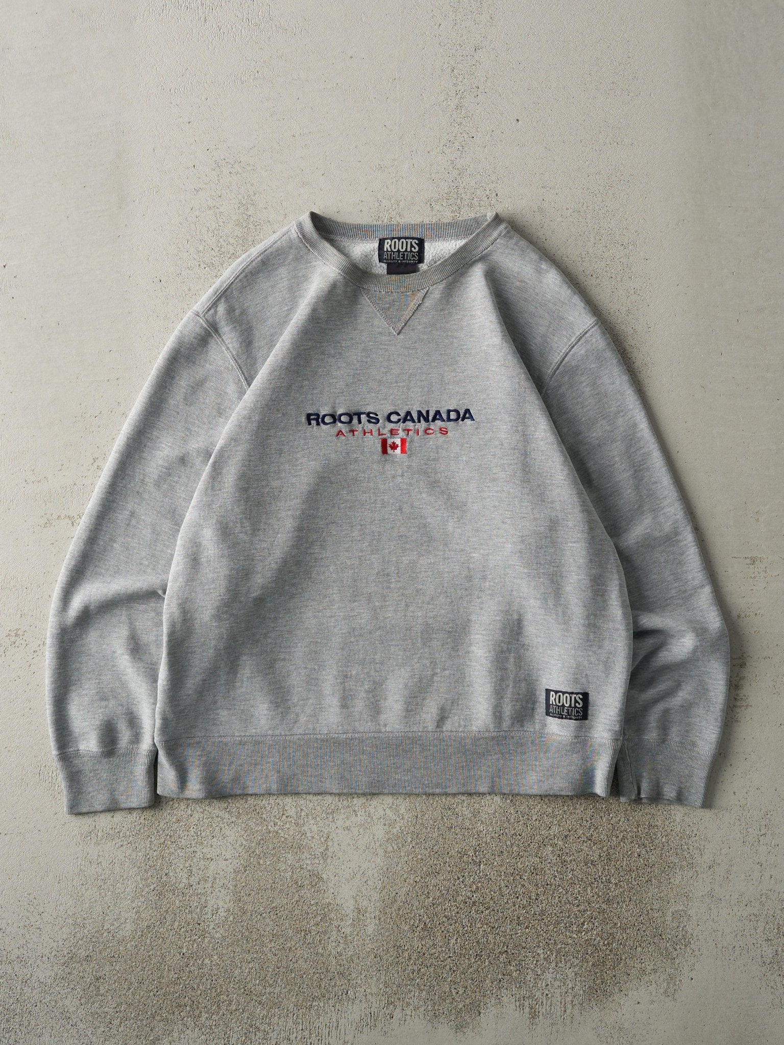 Vintage Y2K Grey Embroidered Roots Athletics Canada Crewneck (L)