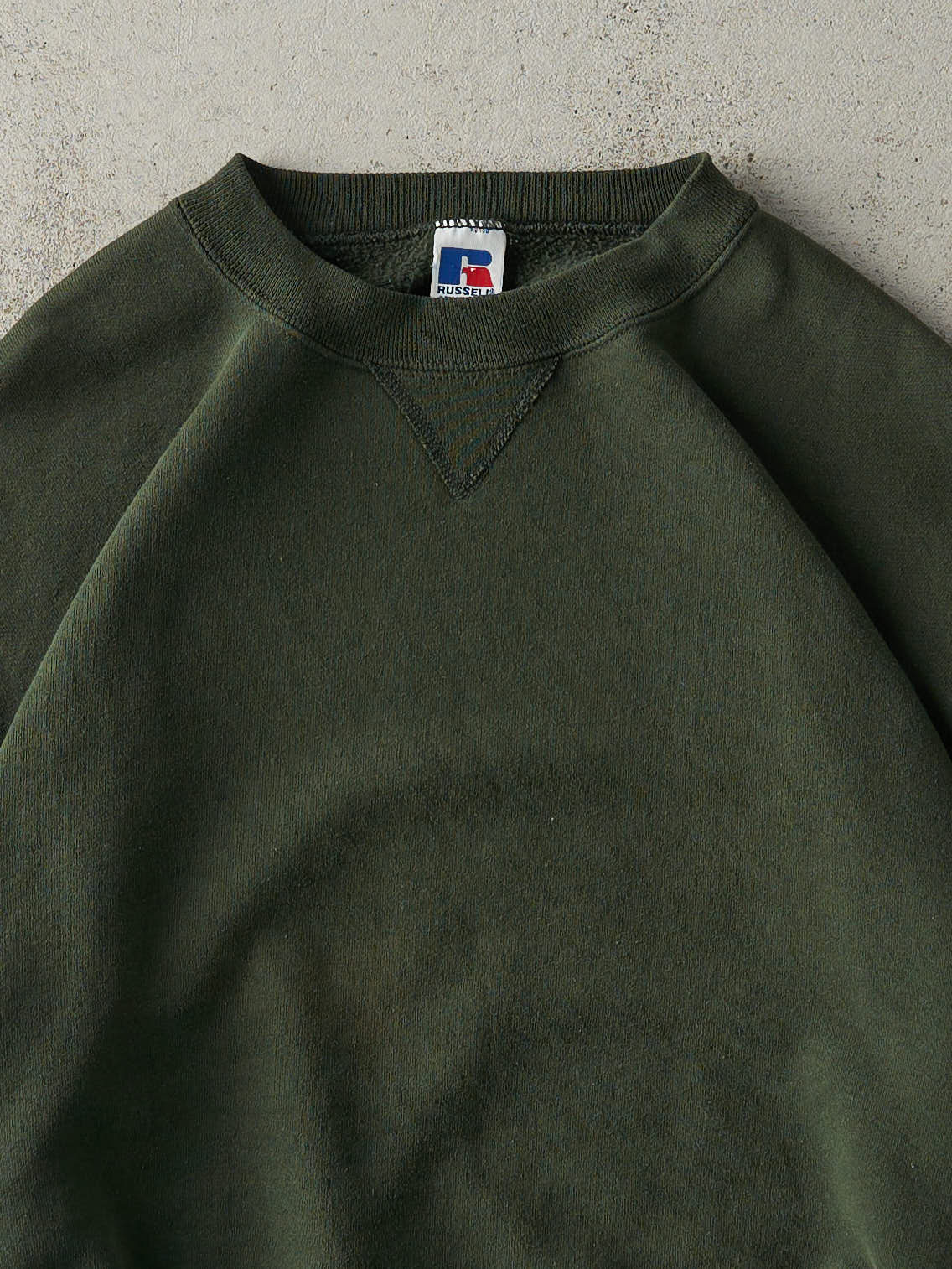 Vintage 90s Dark Green Russell Athletic Blank Crewneck (M/L)