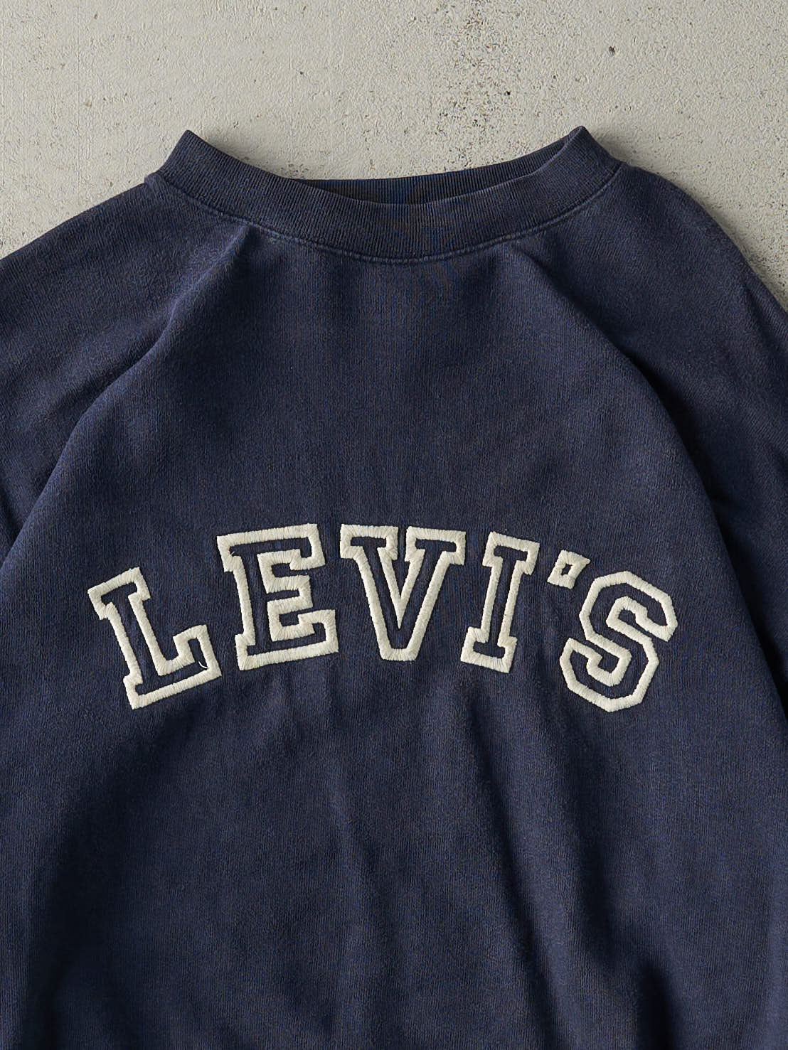 Vintage 90s Navy Blue Embroidered Levi's Crewneck (L)