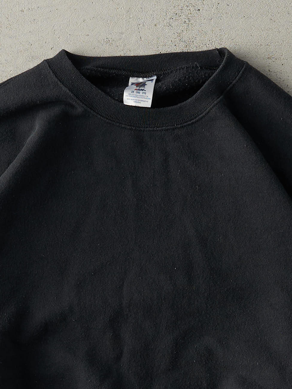 Vintage Y2K Black Blank Boxy Crewneck (L/XL)