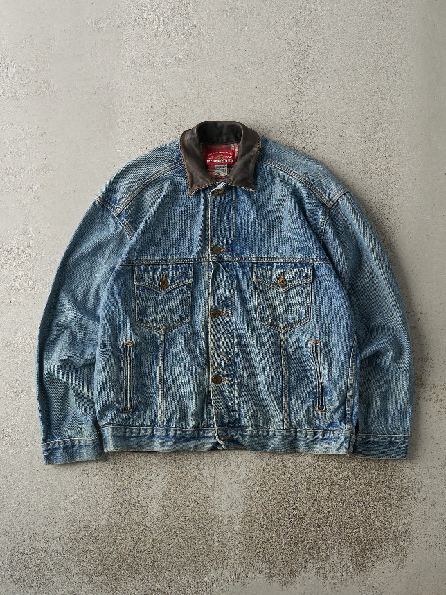 Vintage 90s Marlboro Country Store Denim Jacket (M)