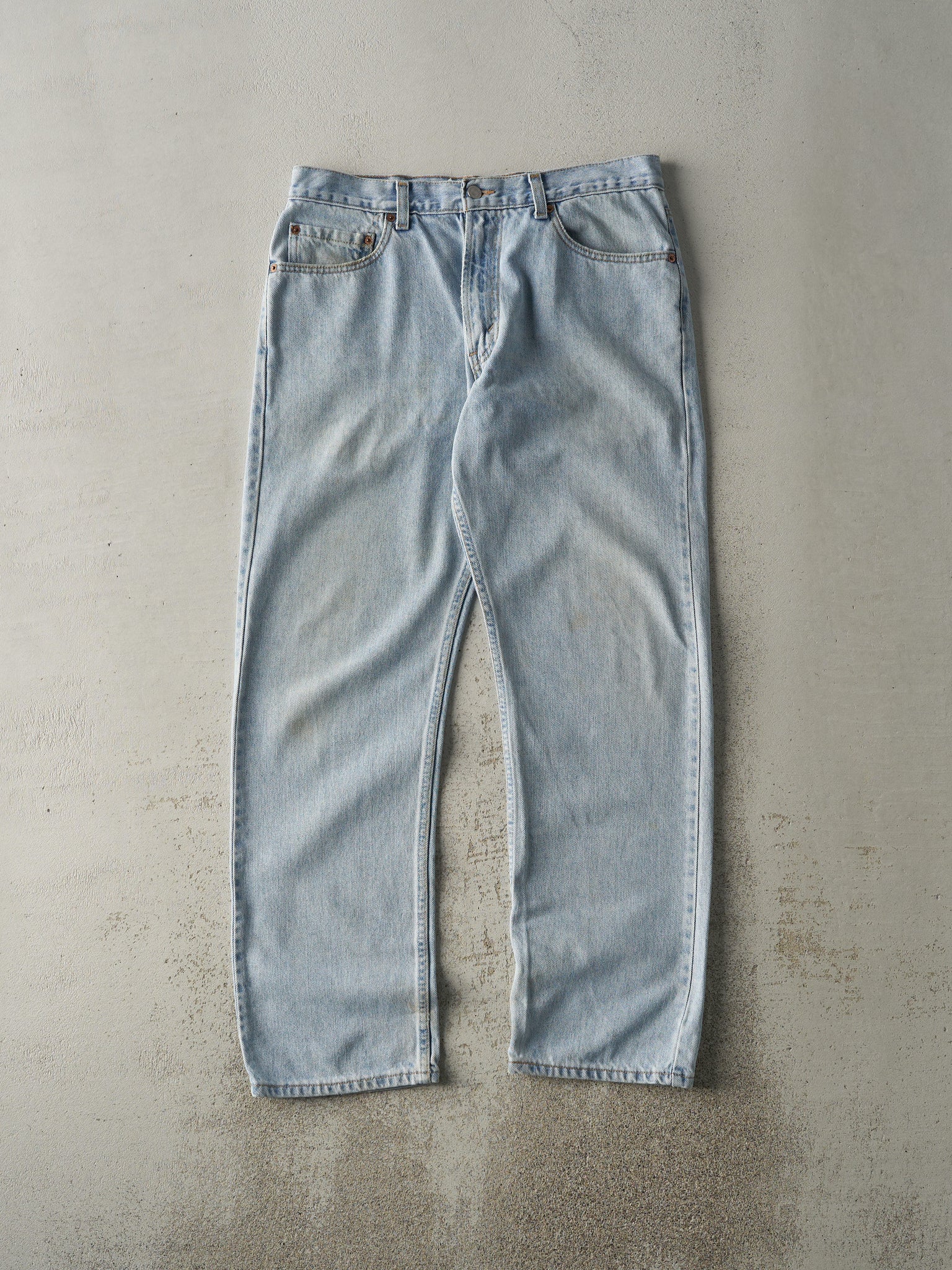 Vintage 90s Light Wash Levi's 505 Jeans (33x31)