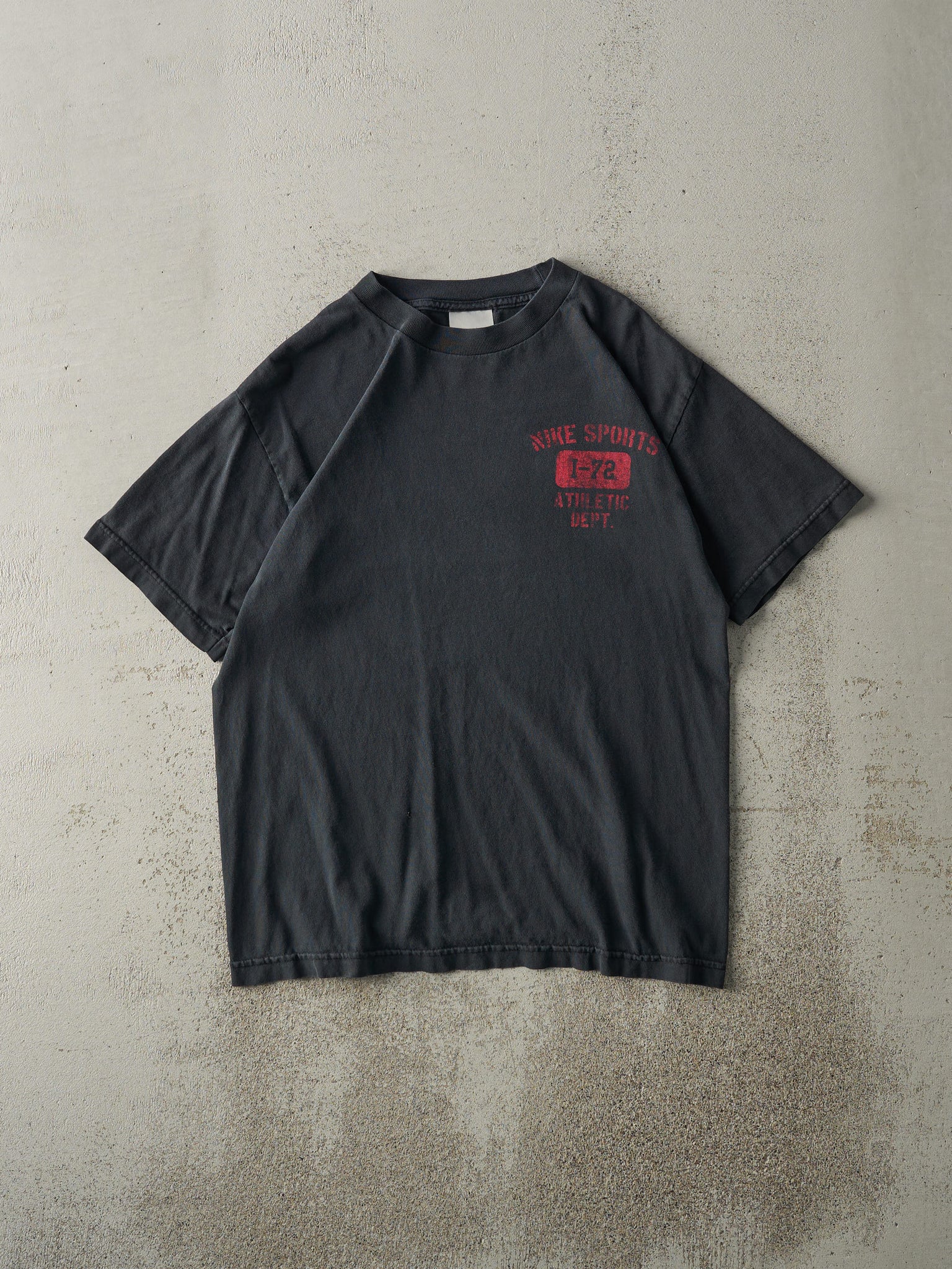 Vintage Y2K Black Nike Sports Tee (S/M)