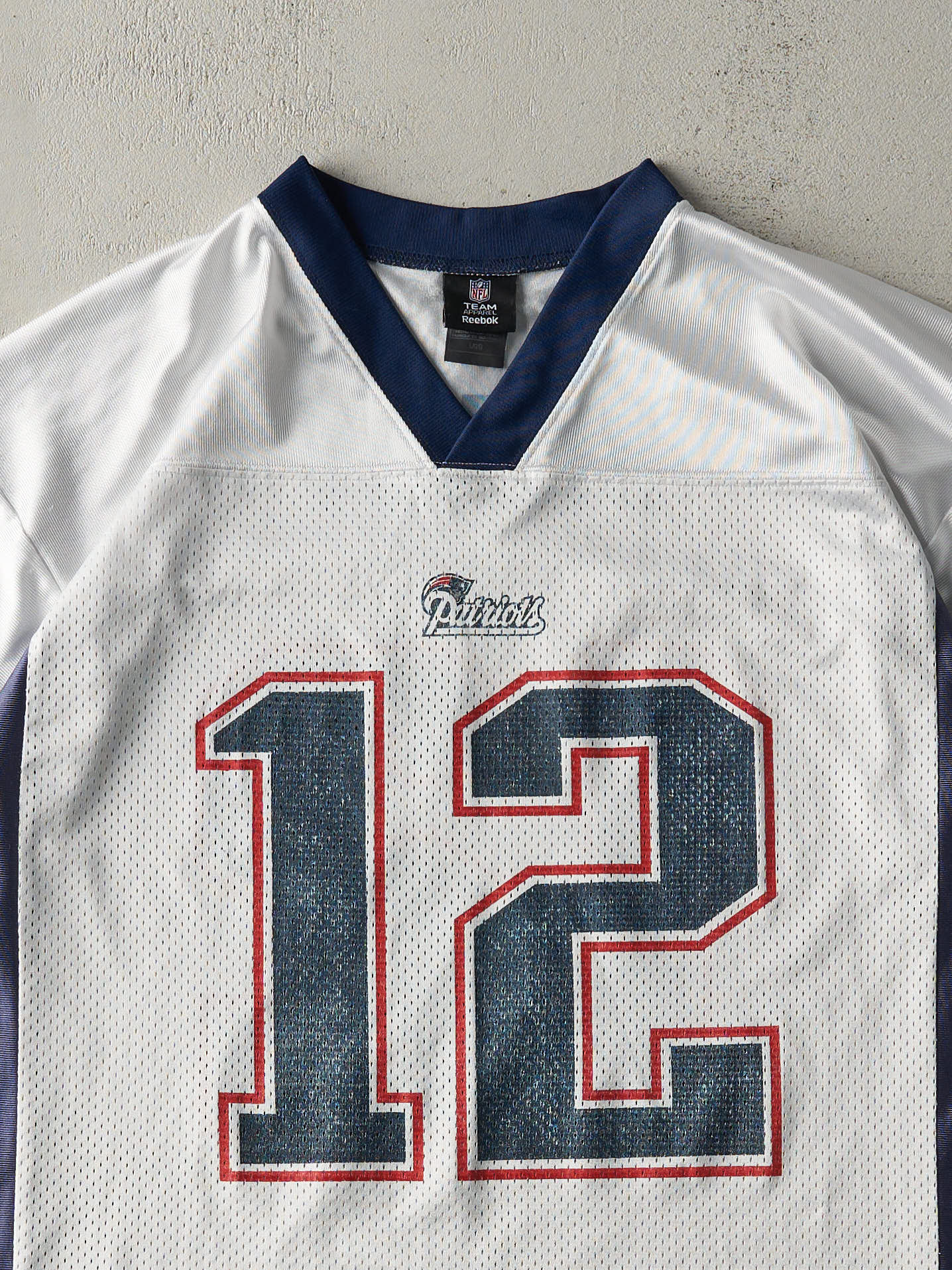 Vintage 90s White New England Patriots #12 Tom Brady Jersey (L)