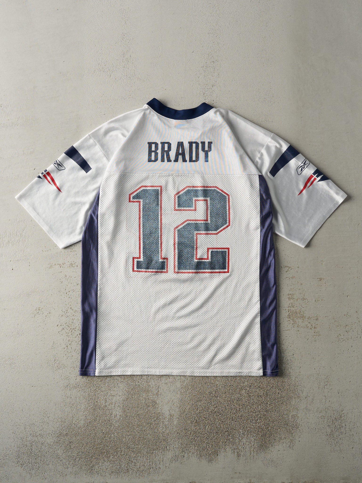 Vintage 90s White New England Patriots #12 Tom Brady Jersey (L)