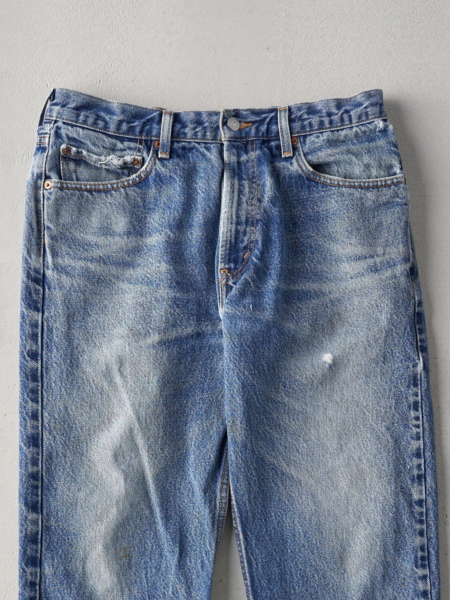 Vintage 90s Mid Wash Levis 505 Regular Fit Jeans (32x28)