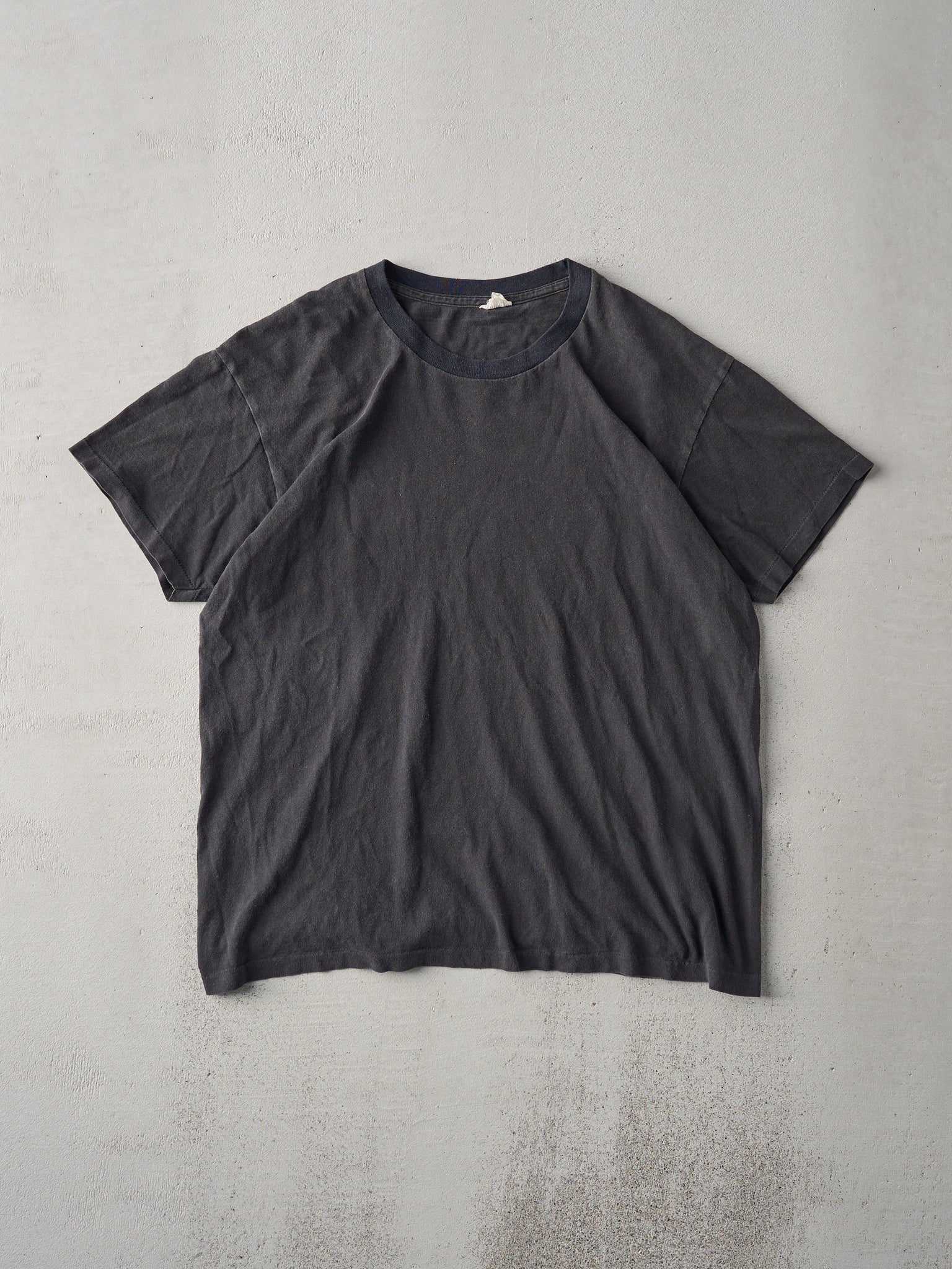 Vintage 90s Faded Black Blank Oscar De La Renta Tee (M)