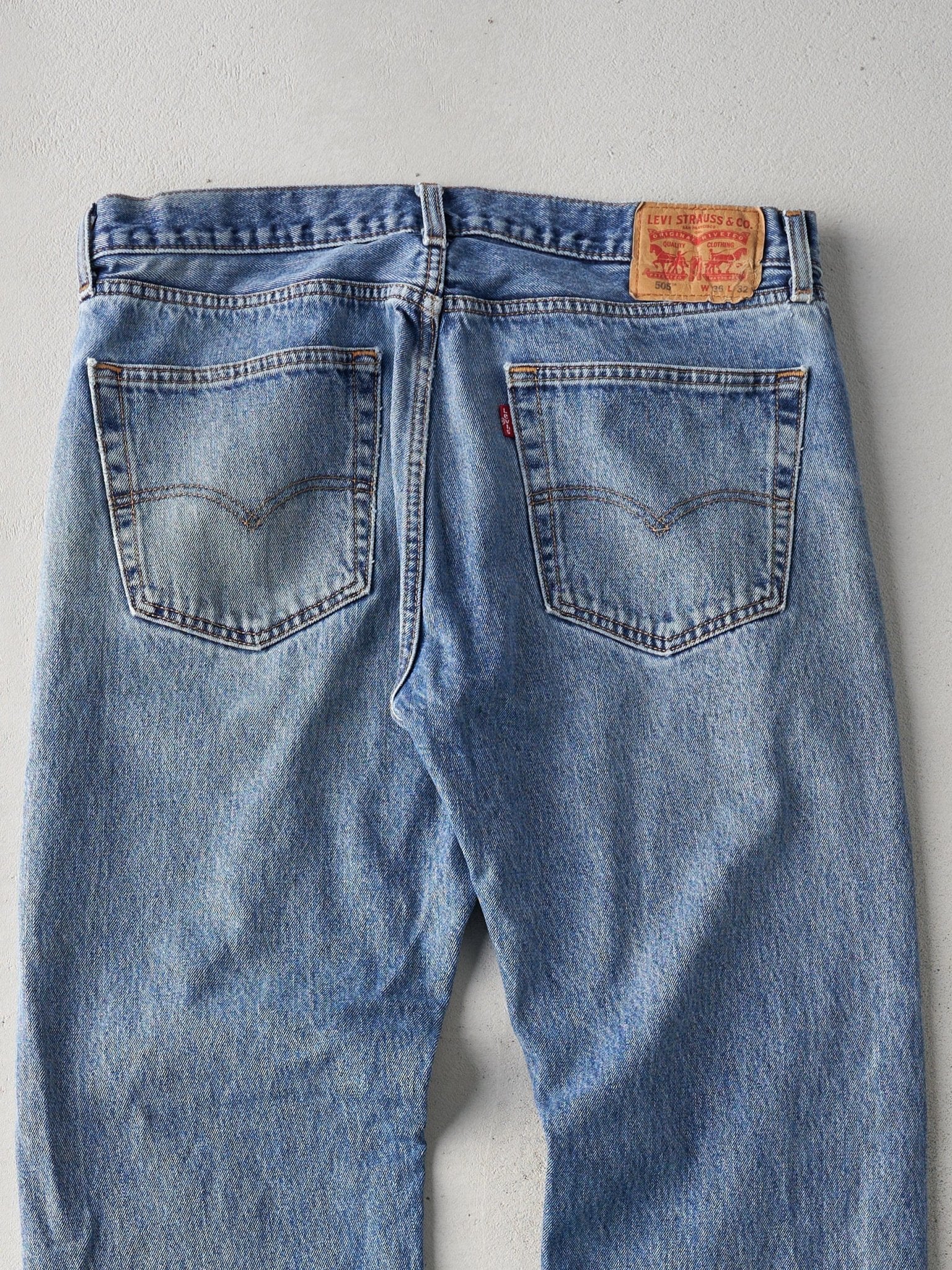 Vintage Y2k Light Wash Levis 505 Denim Jeans (36x30.5)