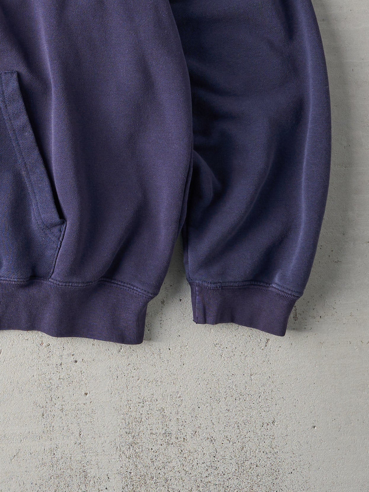 Vintage 90s Navy Notre Dame Embroidered Hoodie (L)