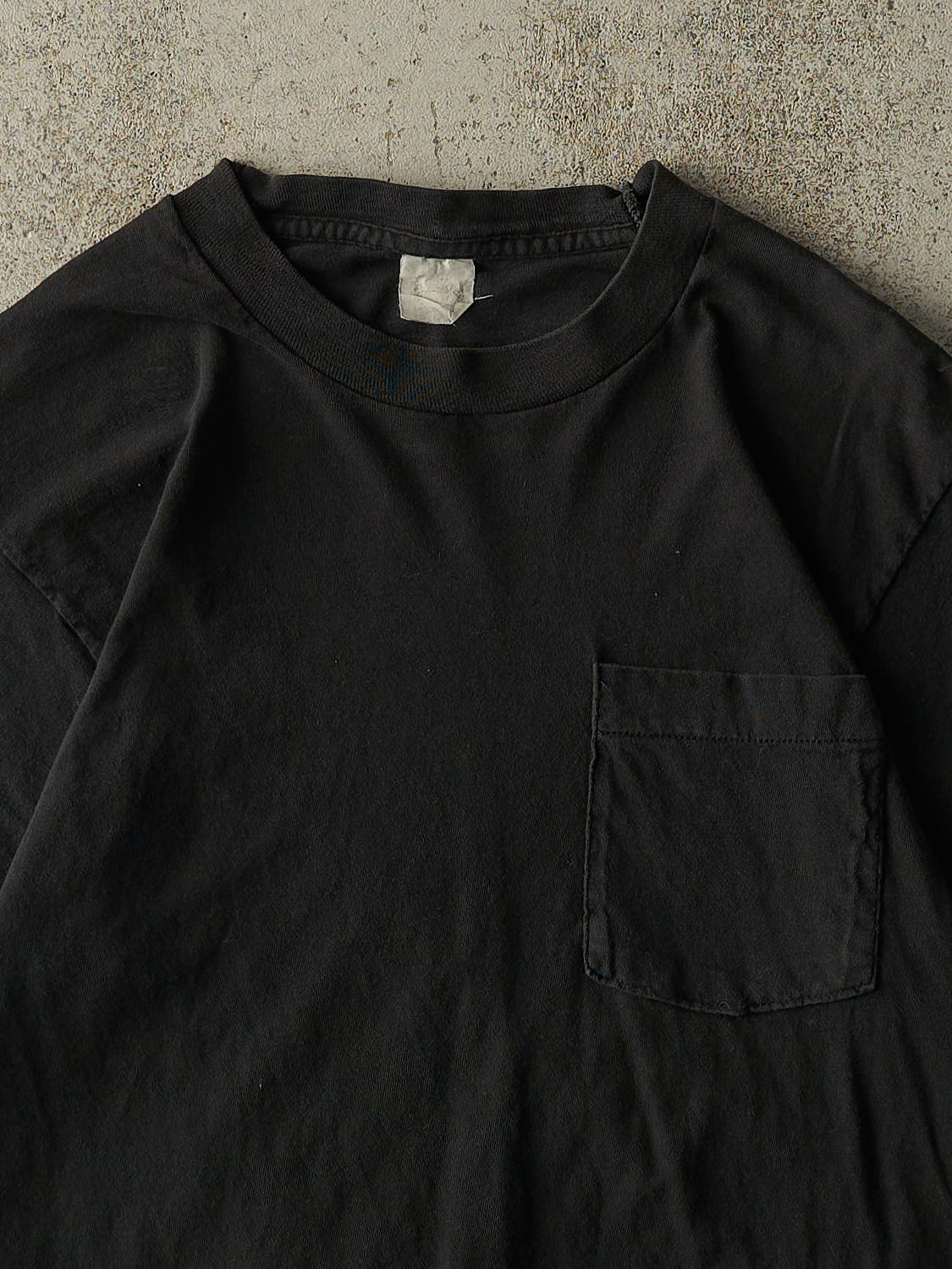 Vintage 80s Black Blank Pocket Single Stitch Tee (XS/S)